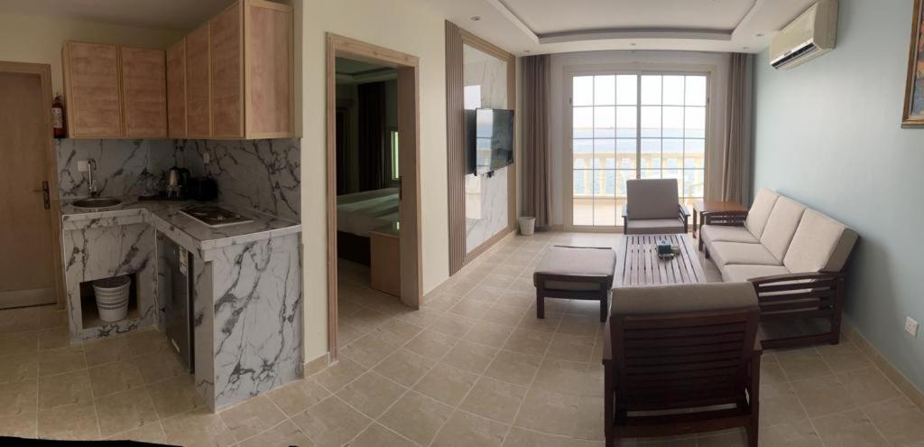 Studio with Sea View photo 3