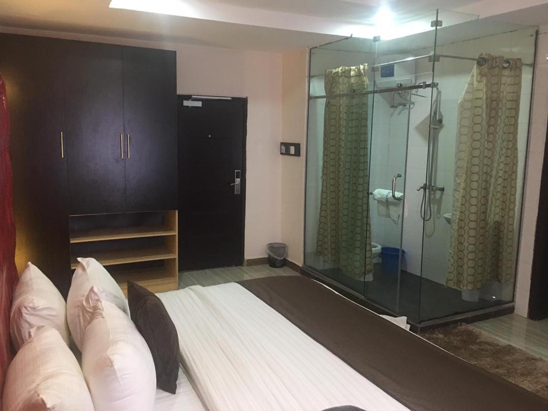Apartment - Split Level