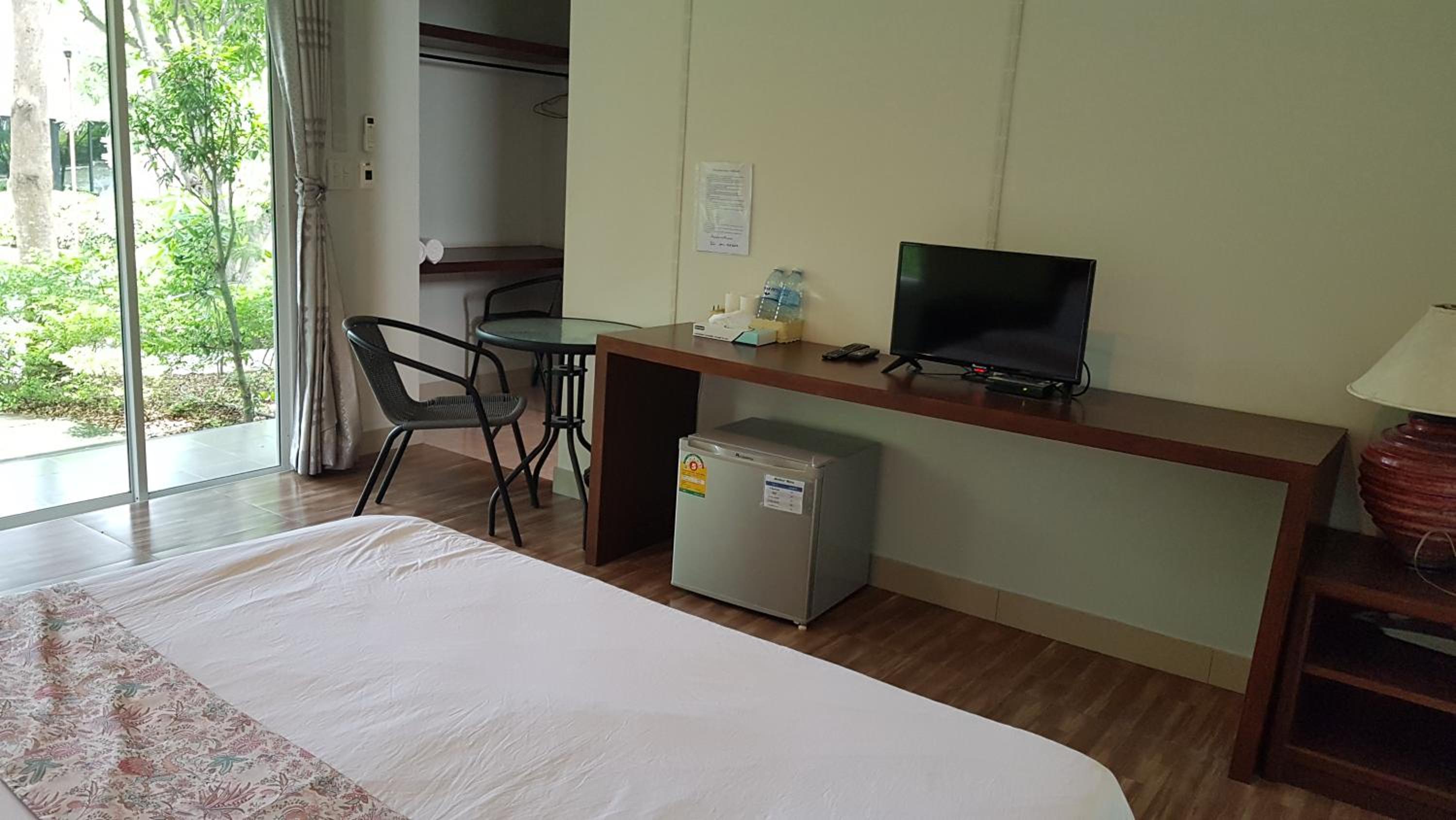 Standard Double Room - Photo 6
