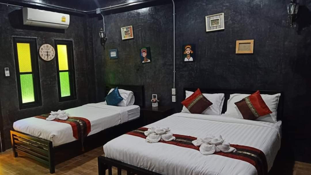 Triple Room with Mountain View
