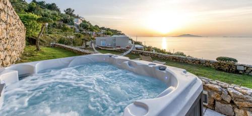 Double Apartment with Sea View and Private Jacuzzi - Photo 2