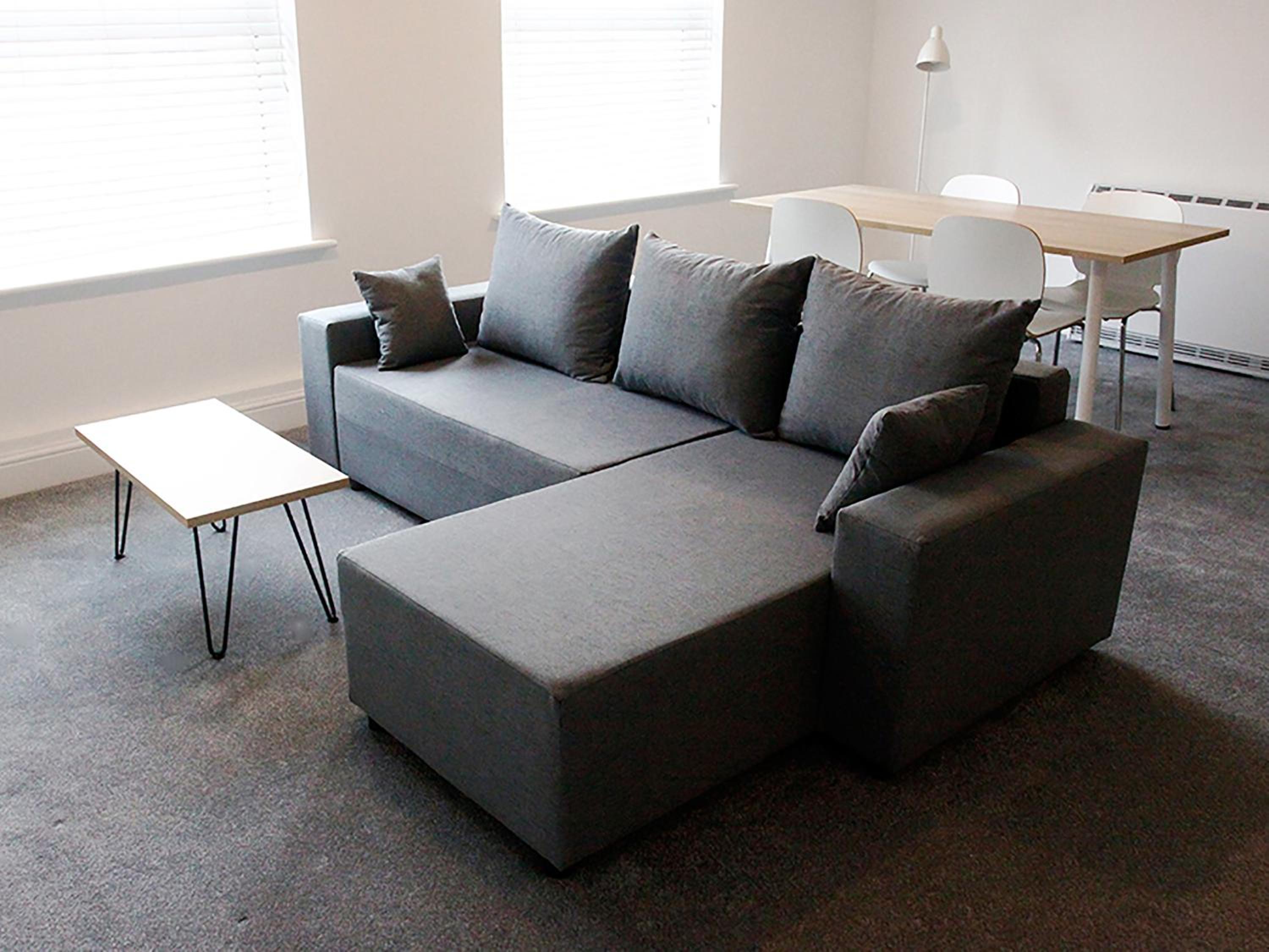 Three-Bedroom Apartment photo 2