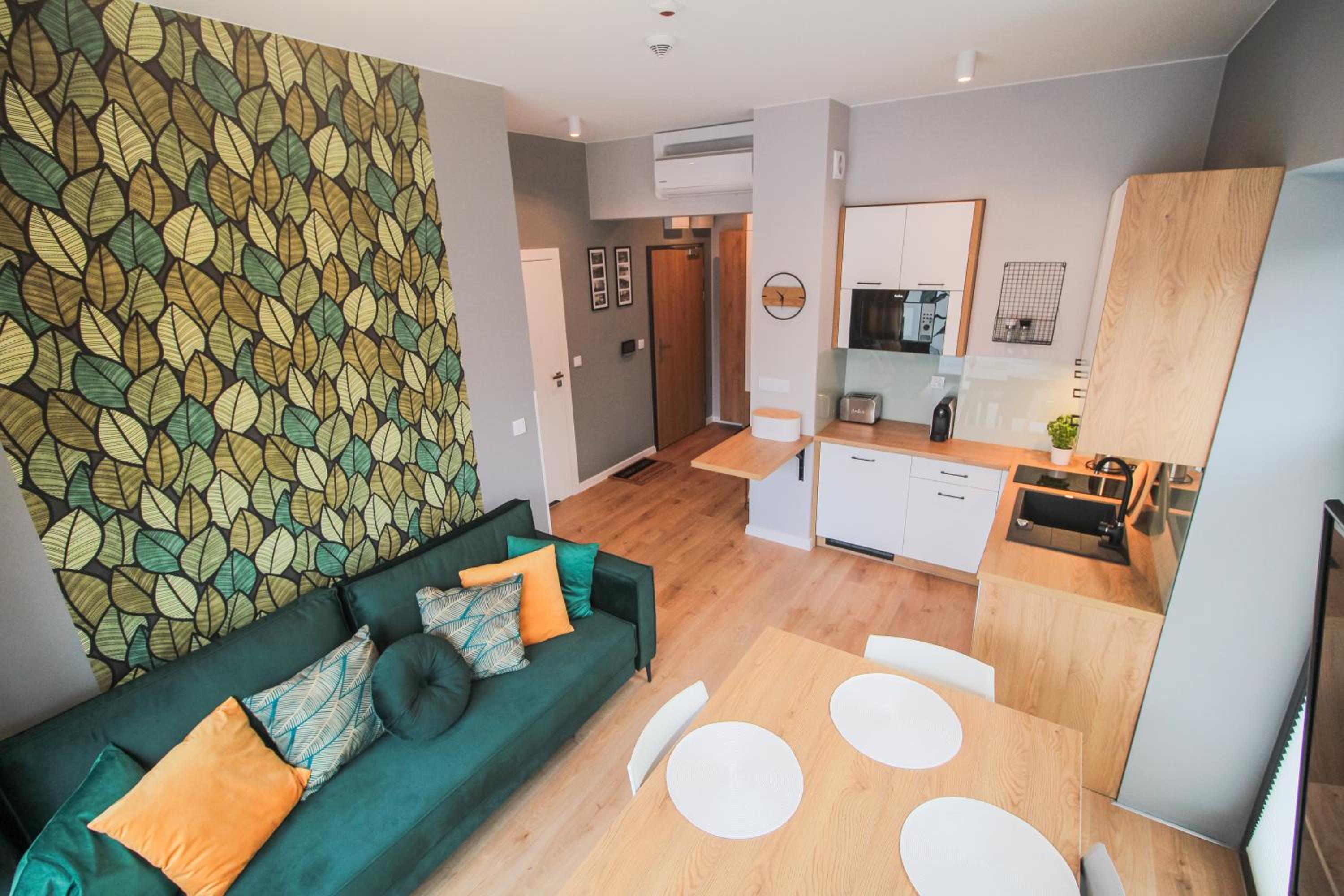 Apartment with Terrace photo 2