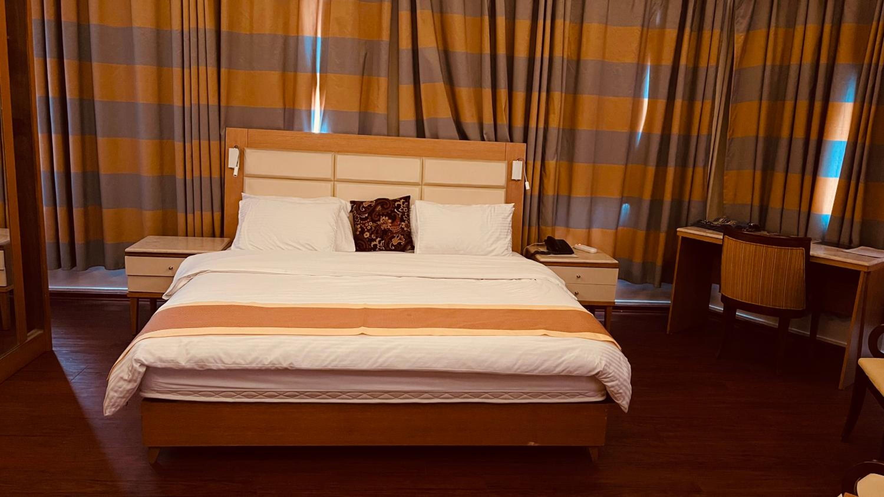 Deluxe Triple Room