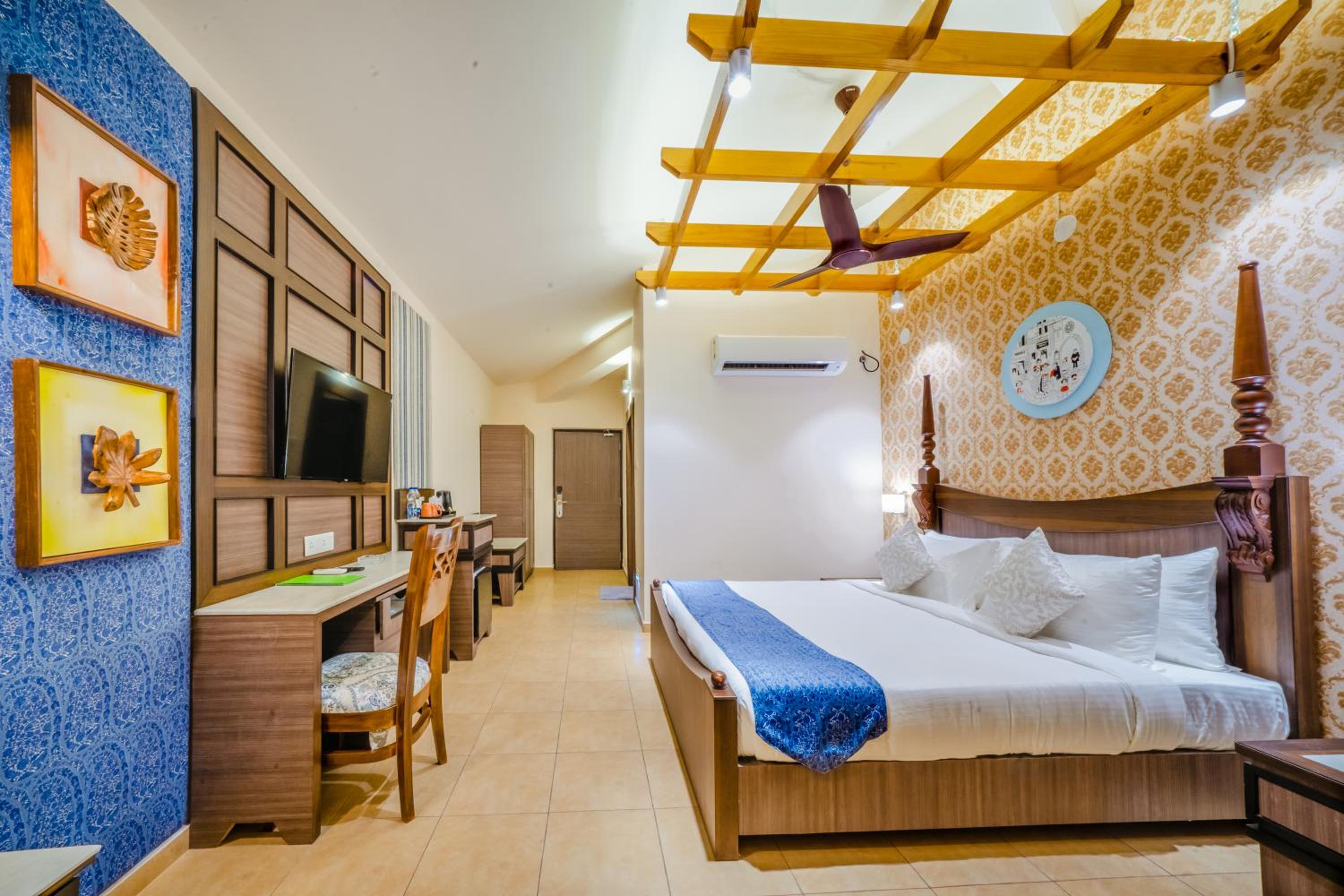 Deluxe Double Room photo 2