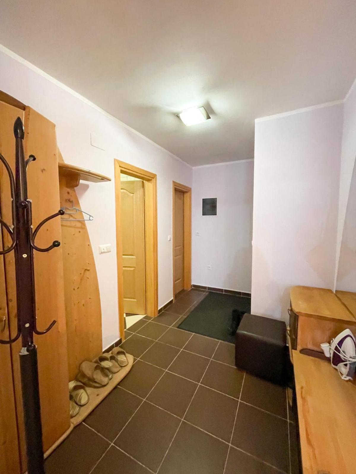 Apartment photo 2