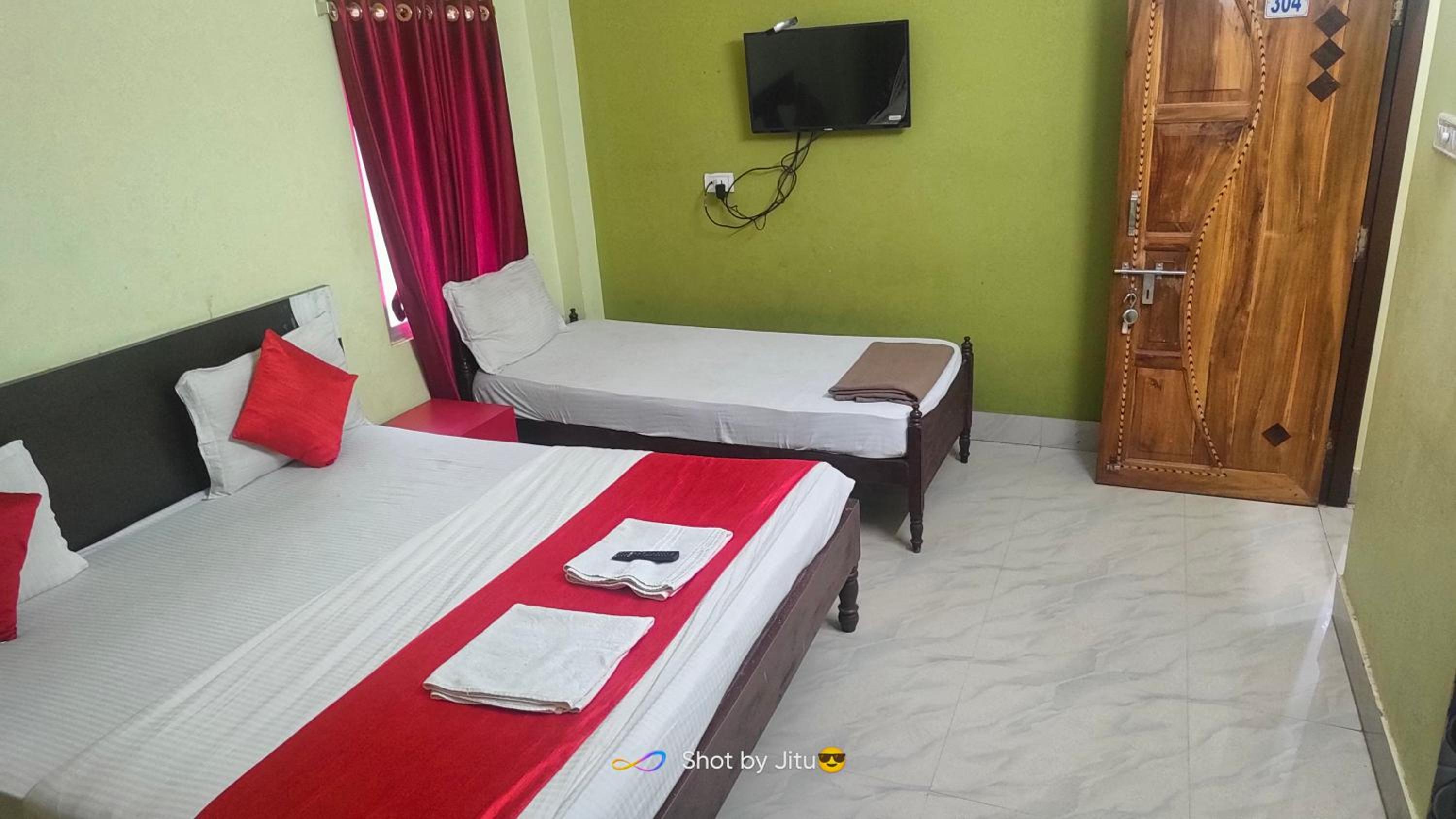 Triple Room