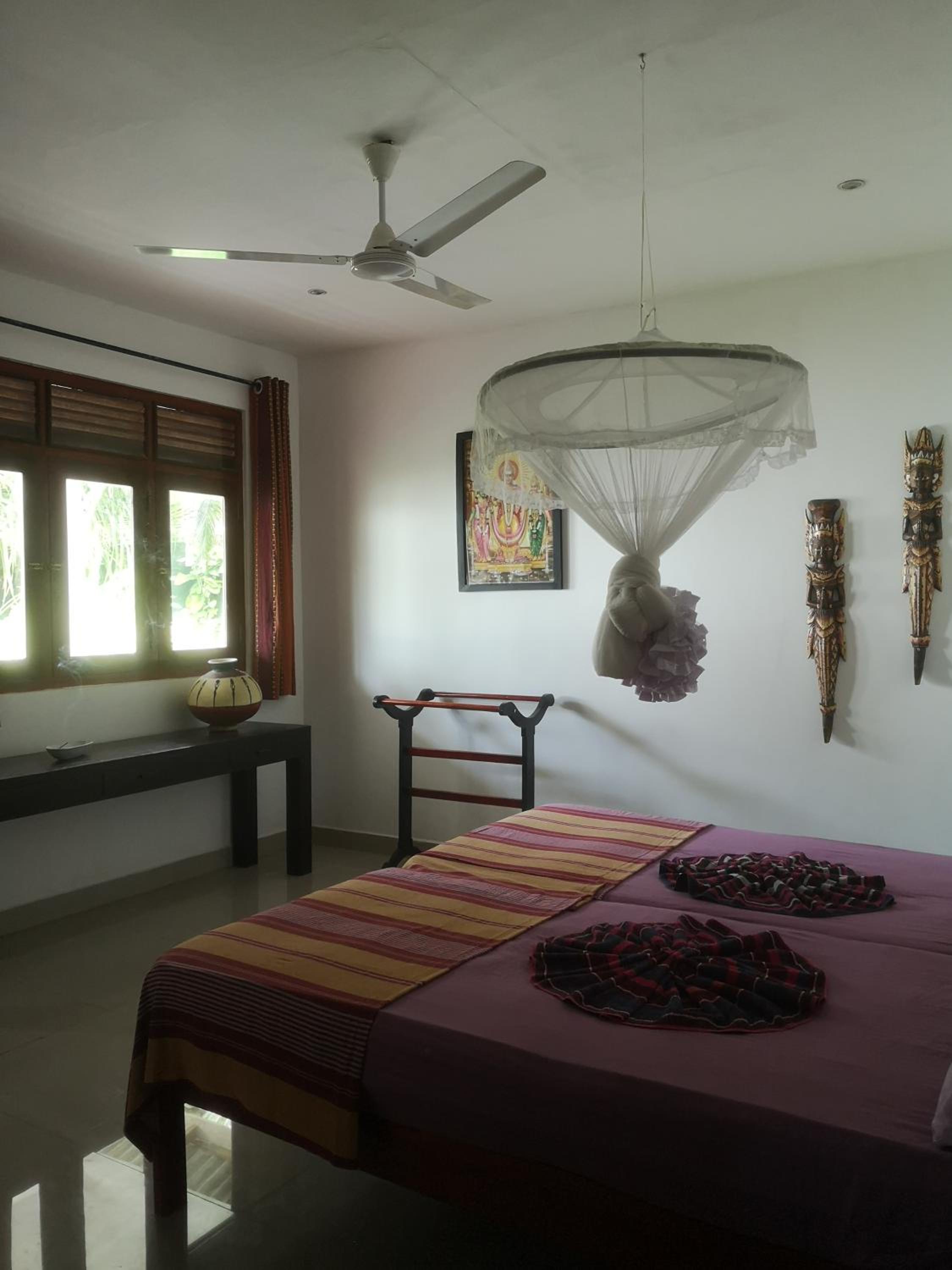Deluxe Bungalow with Garden View photo 3