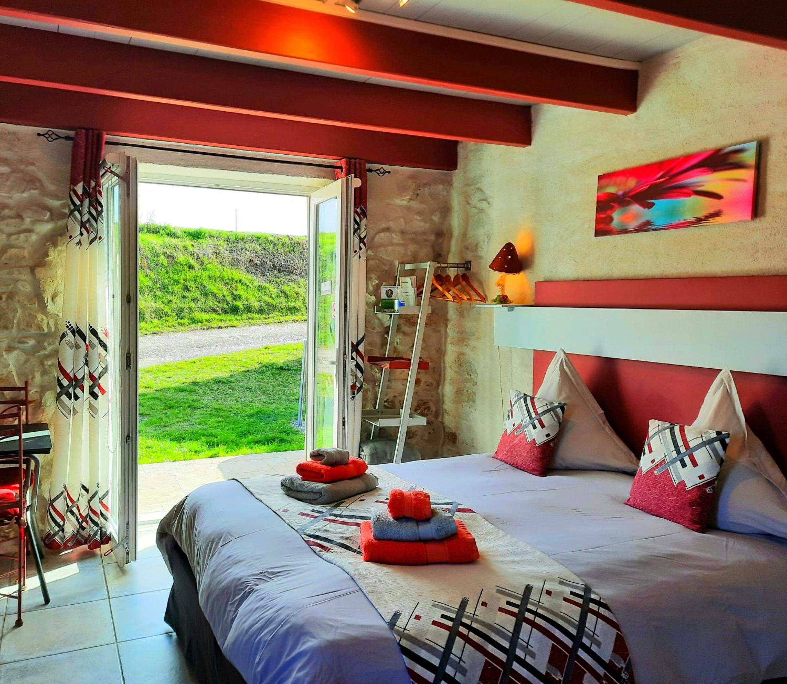 Standard Twin Room