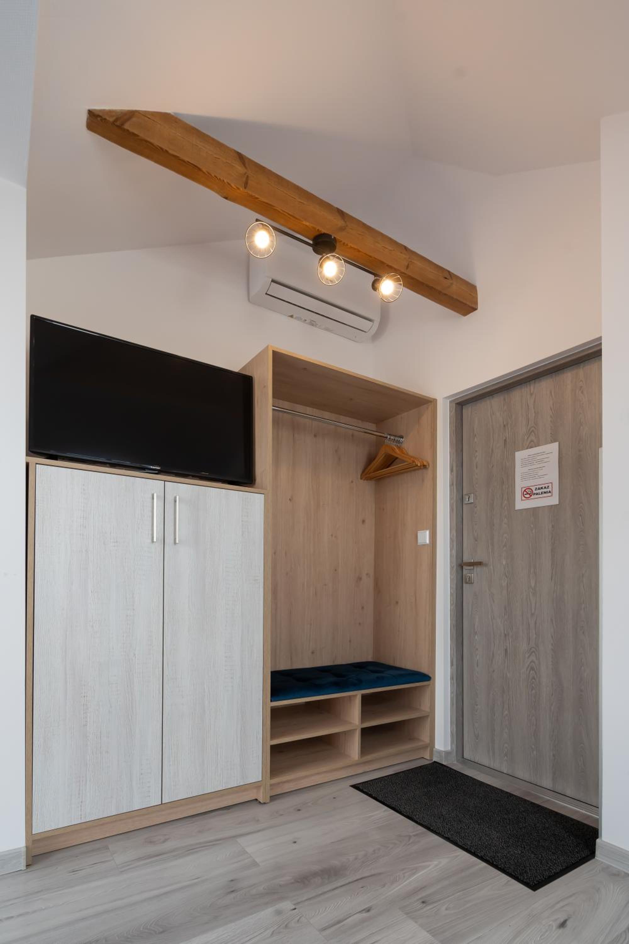 Loft - Photo 5