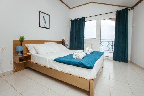 Triple Room with Sea View - Photo 5