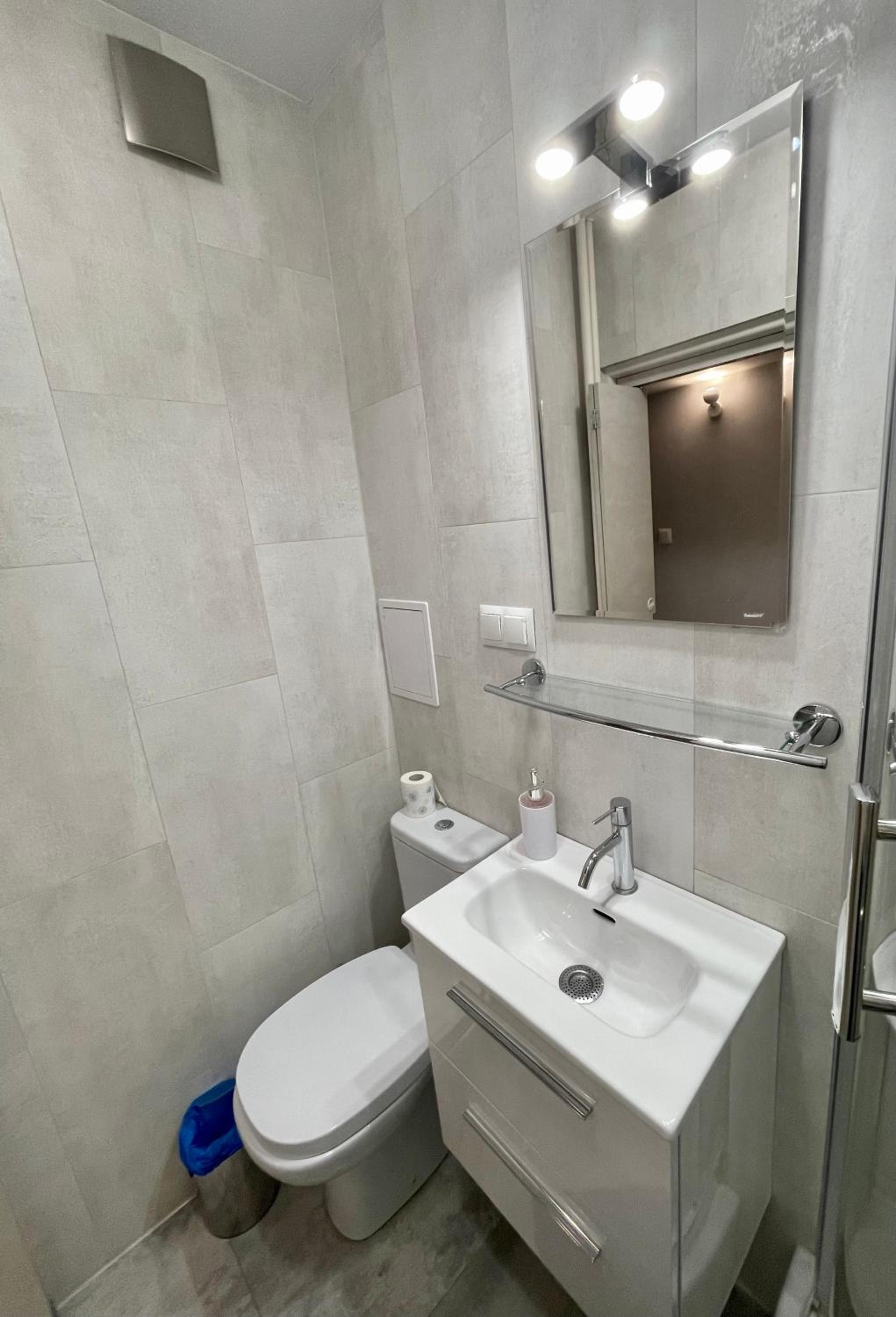 One-Bedroom Apartment - Photo 13