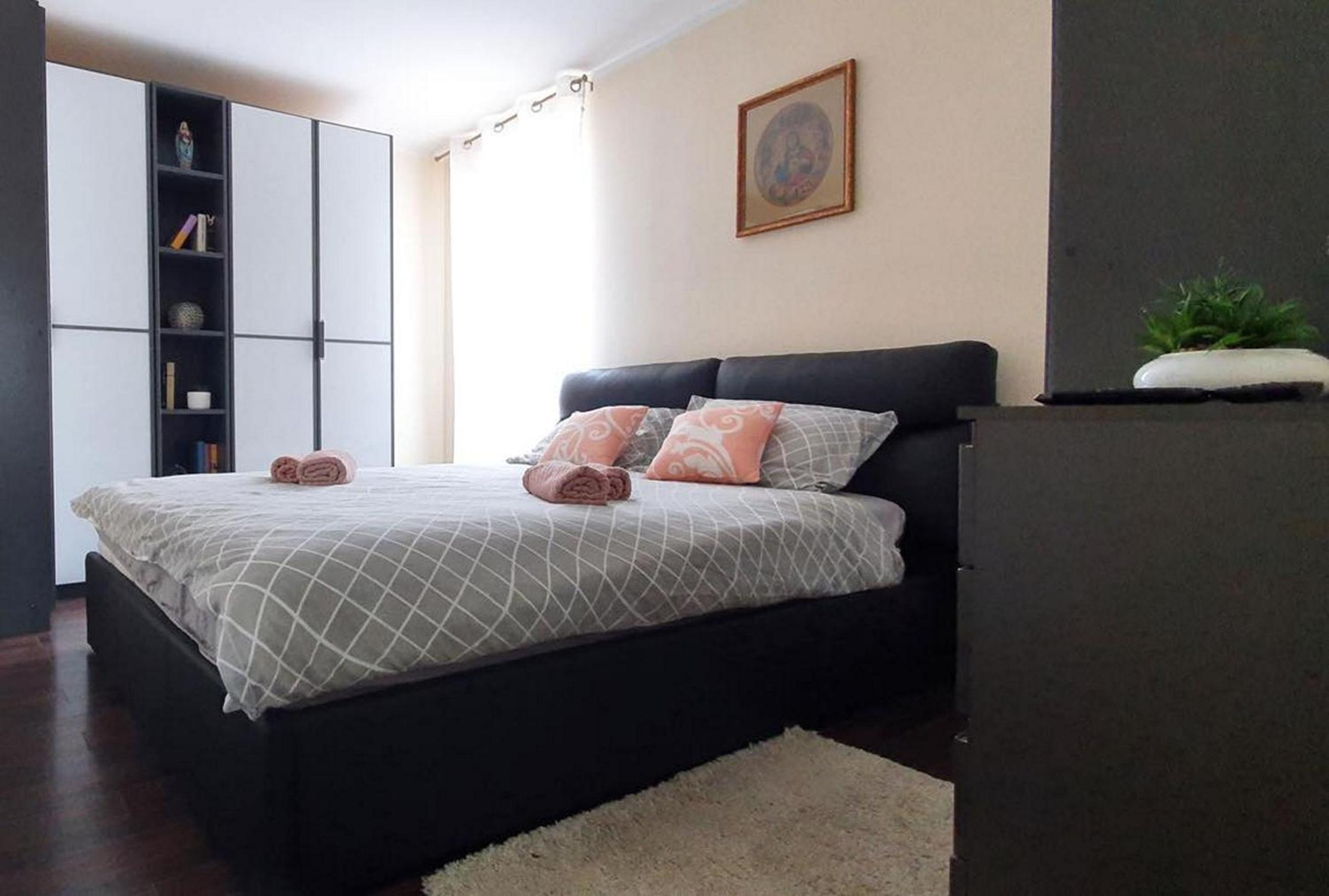 One Bedroom Apartment with Balcony and Partial Sea View