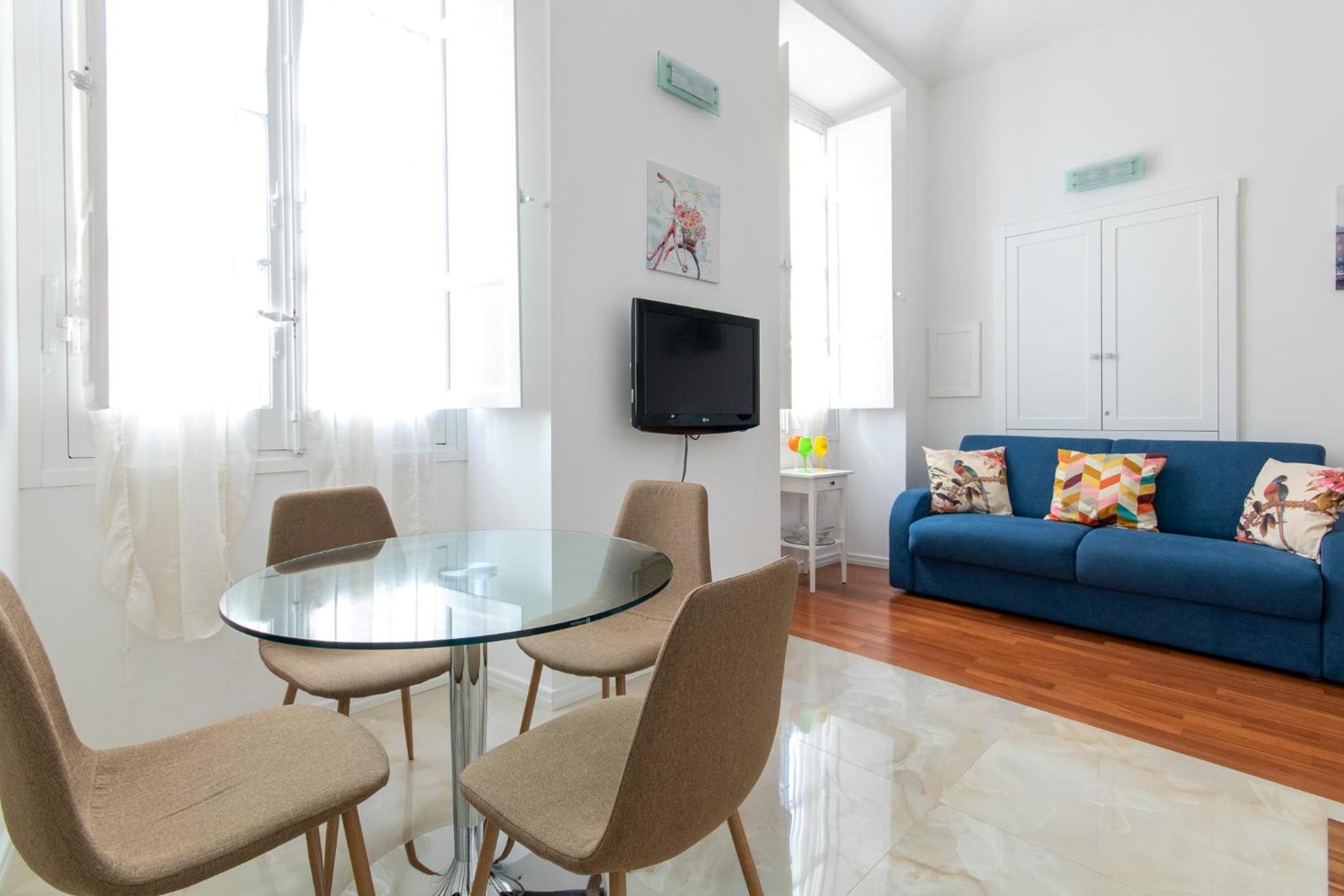 One-Bedroom Apartment