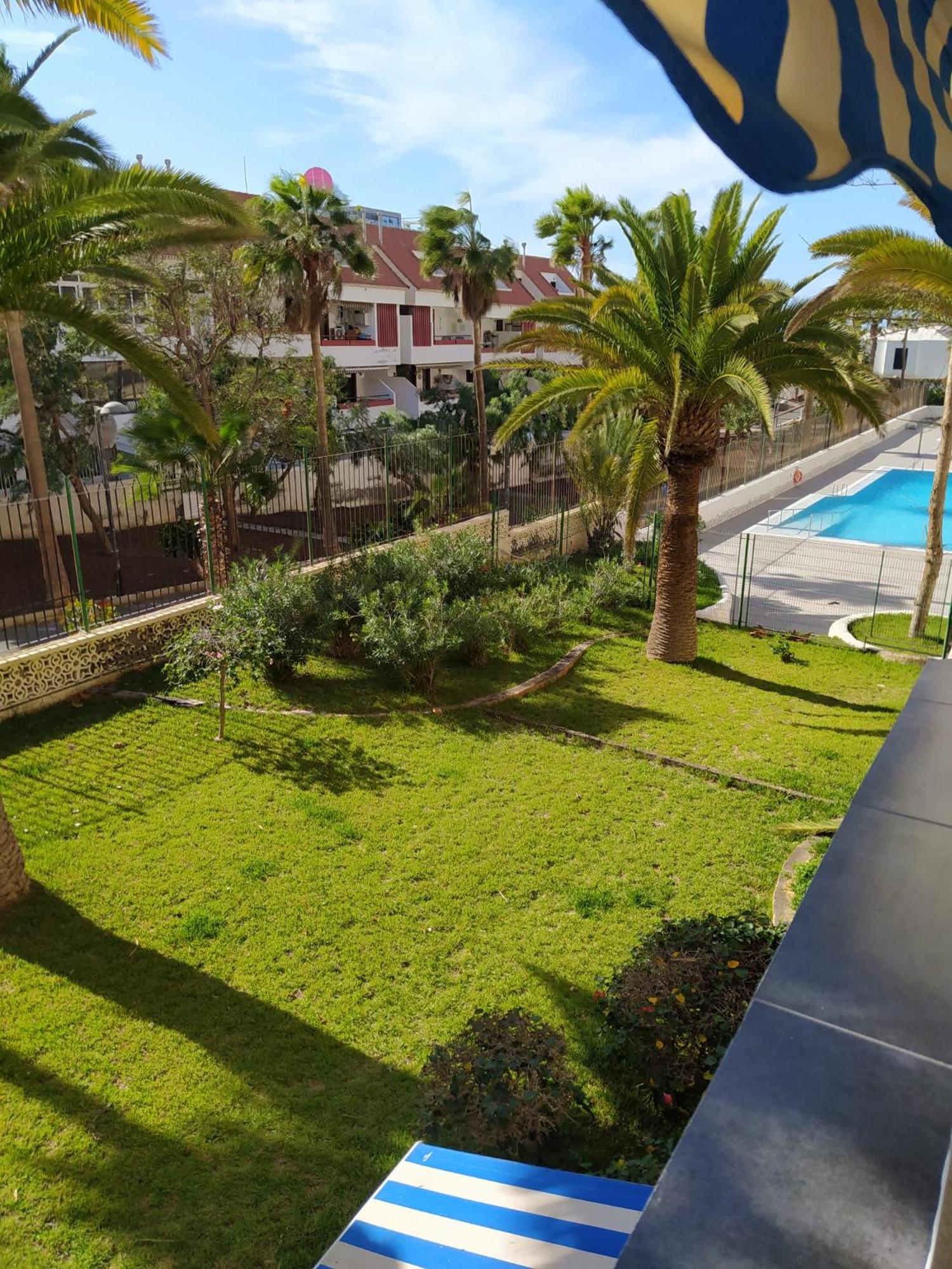 Apartment with Garden View