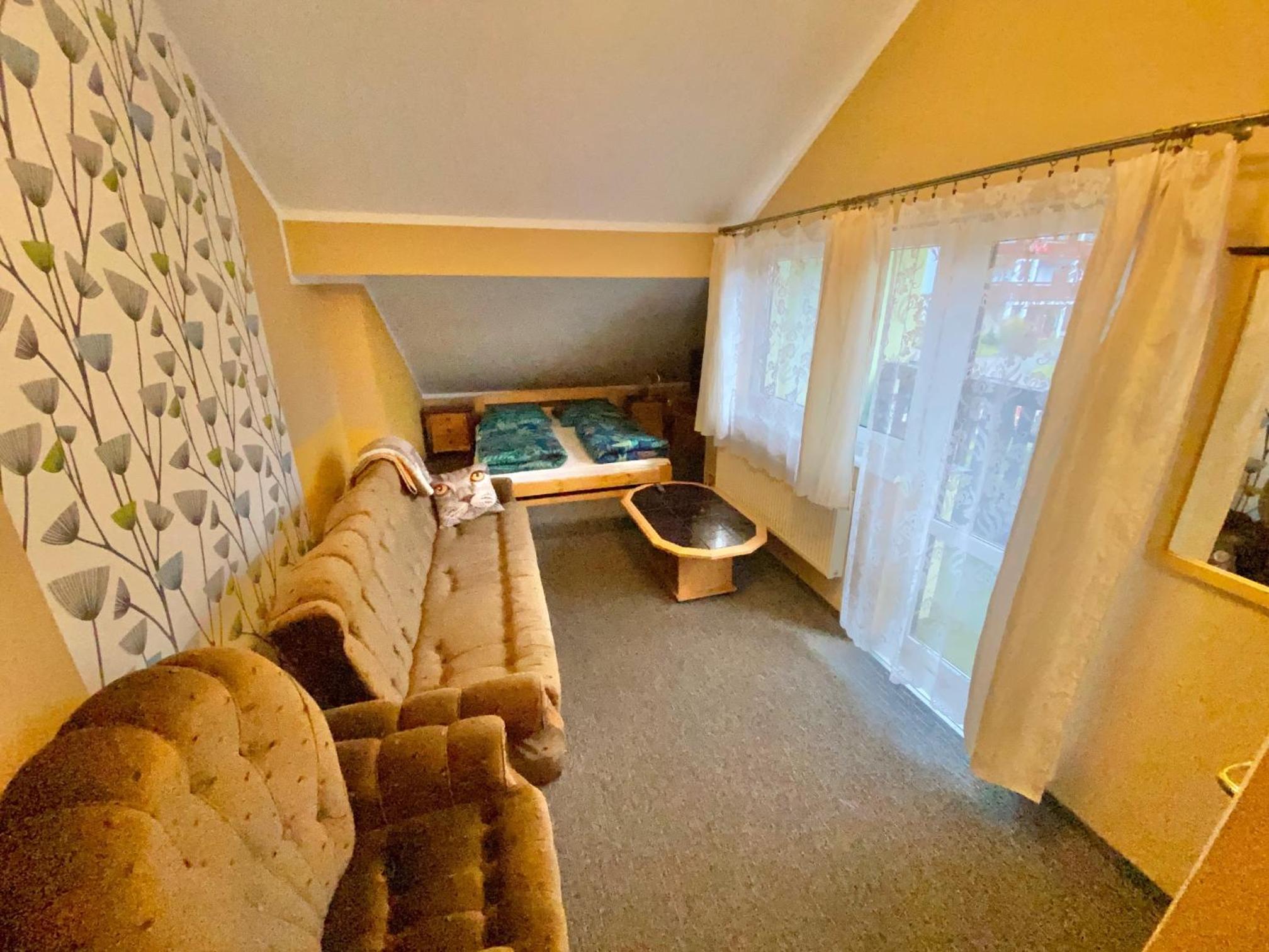 Triple Room with Private Bathroom