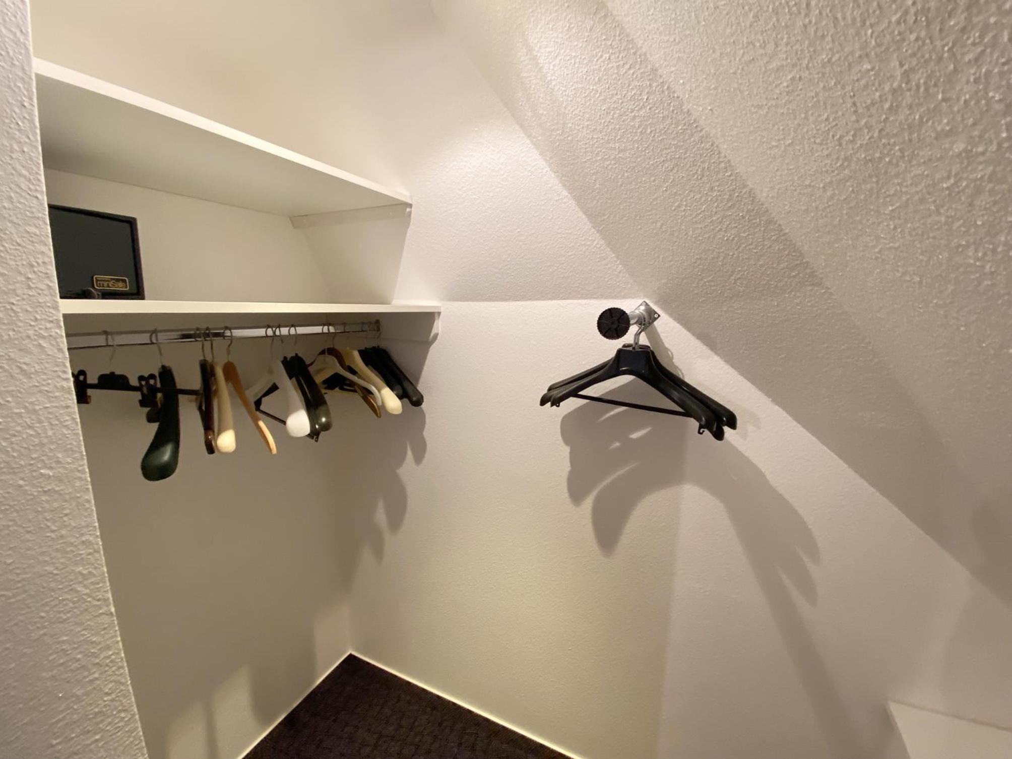 Standard Studio - Photo 2