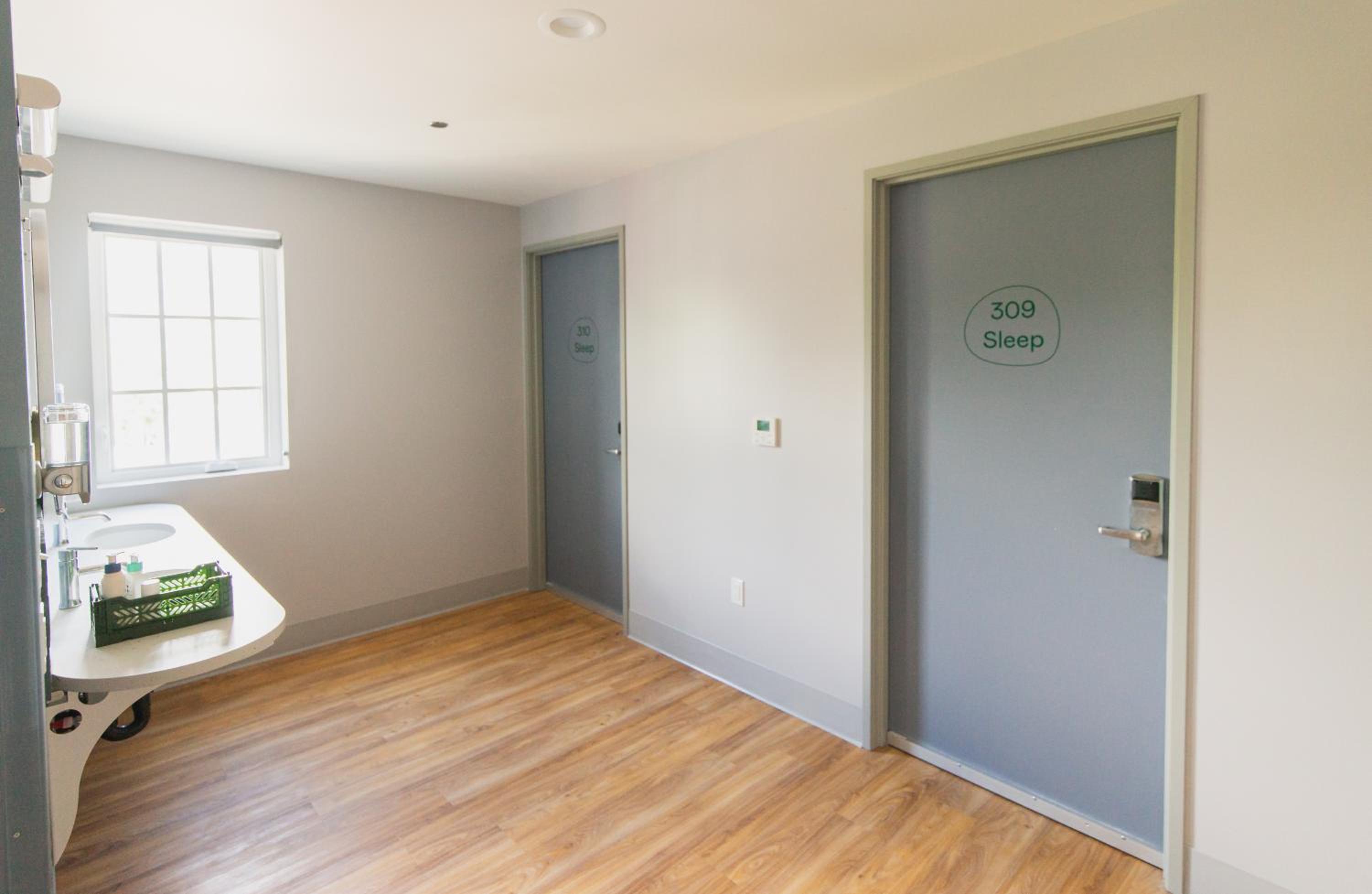 Queen Room with Shared Bathroom