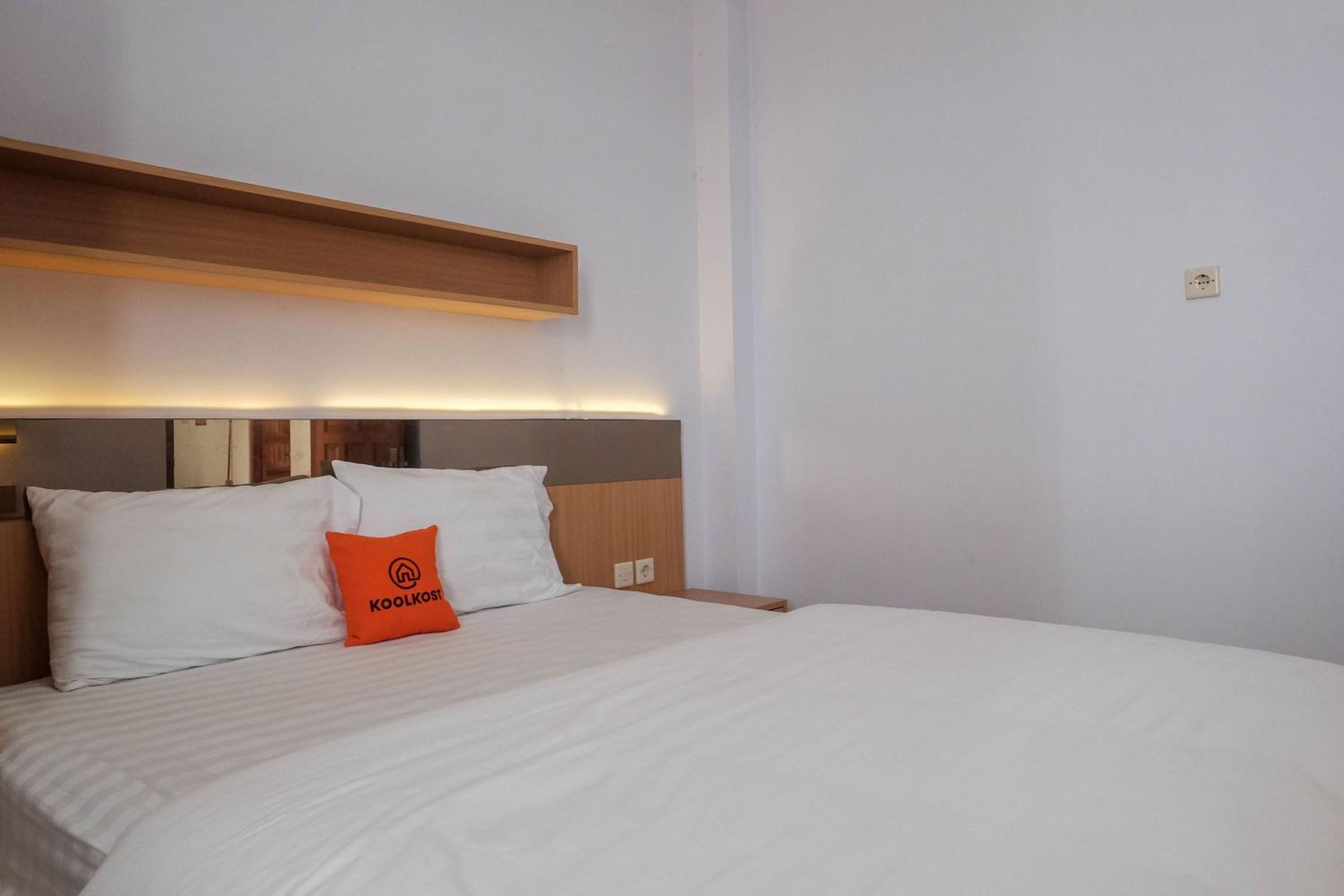 Standard Double Room - Photo 2