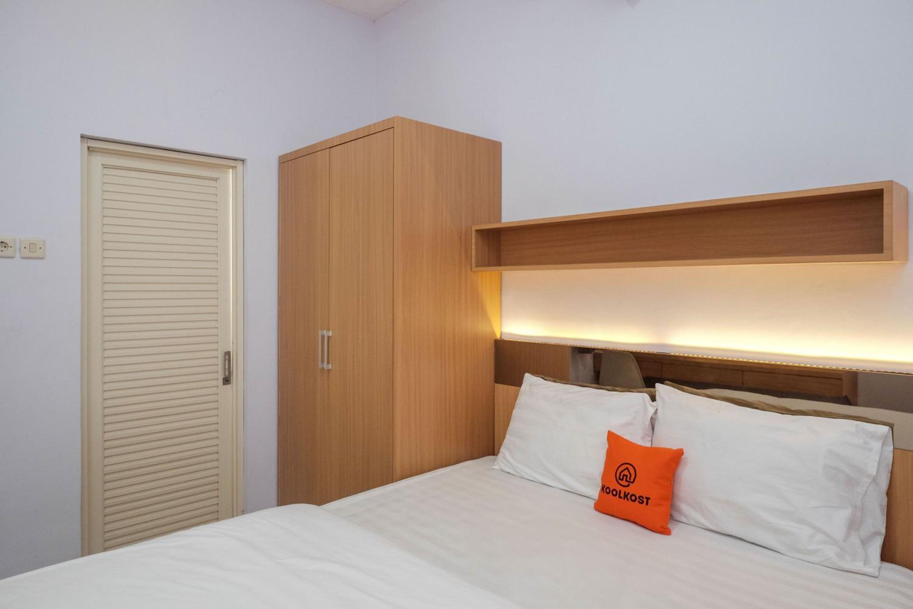 Standard Double Room - Photo 6