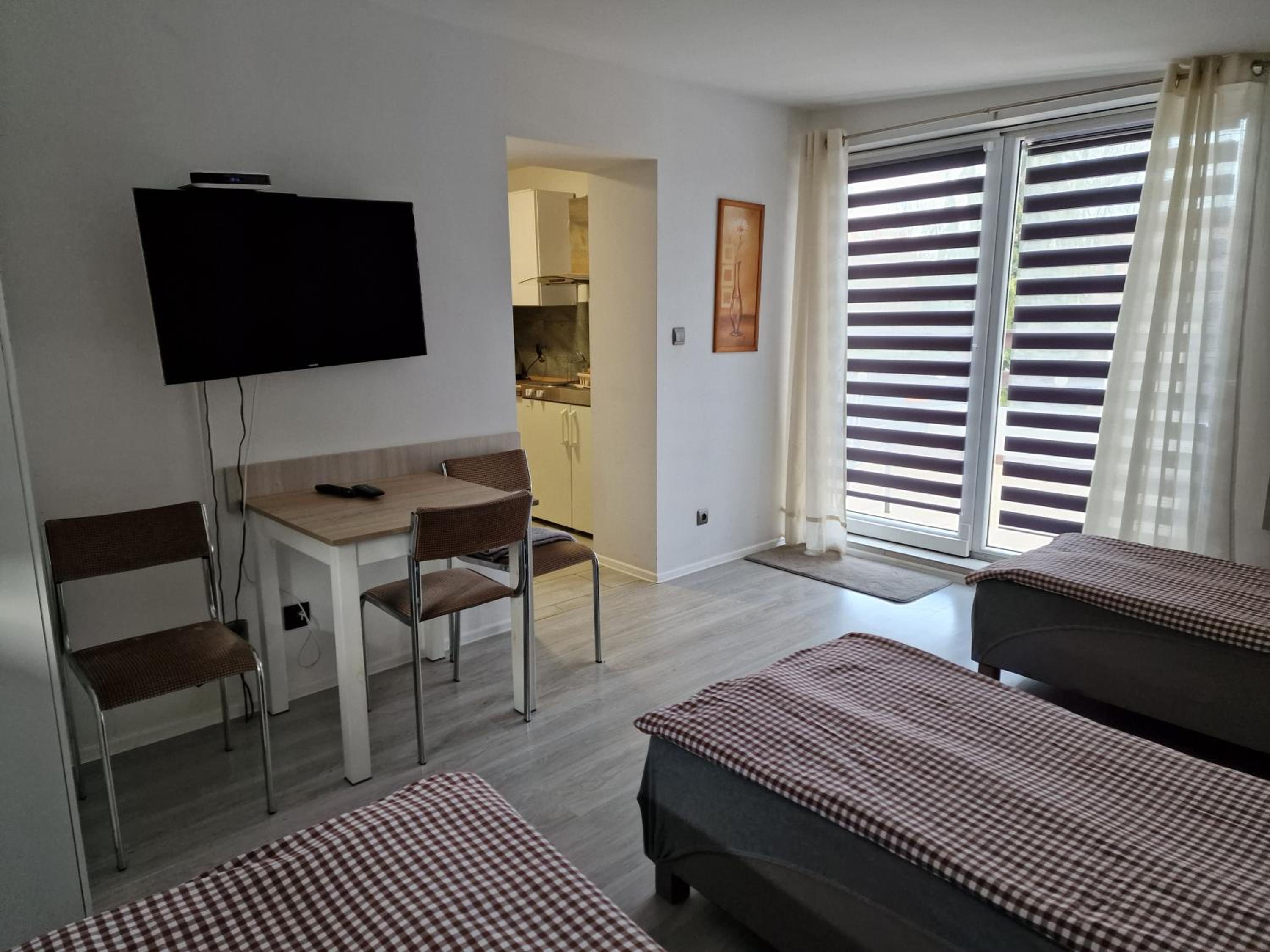 Triple Room with Terrace - Photo 1