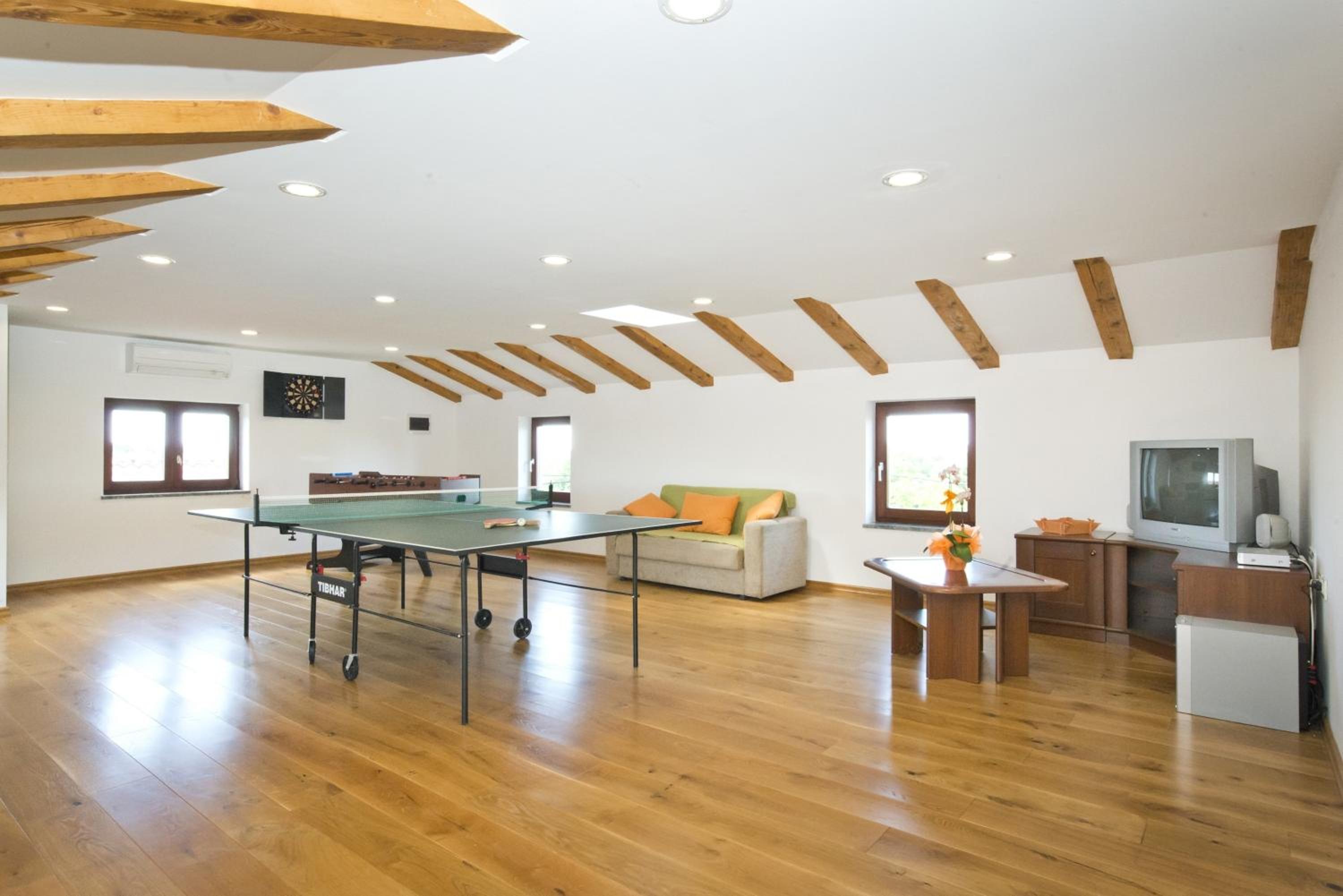 Villa photo 3