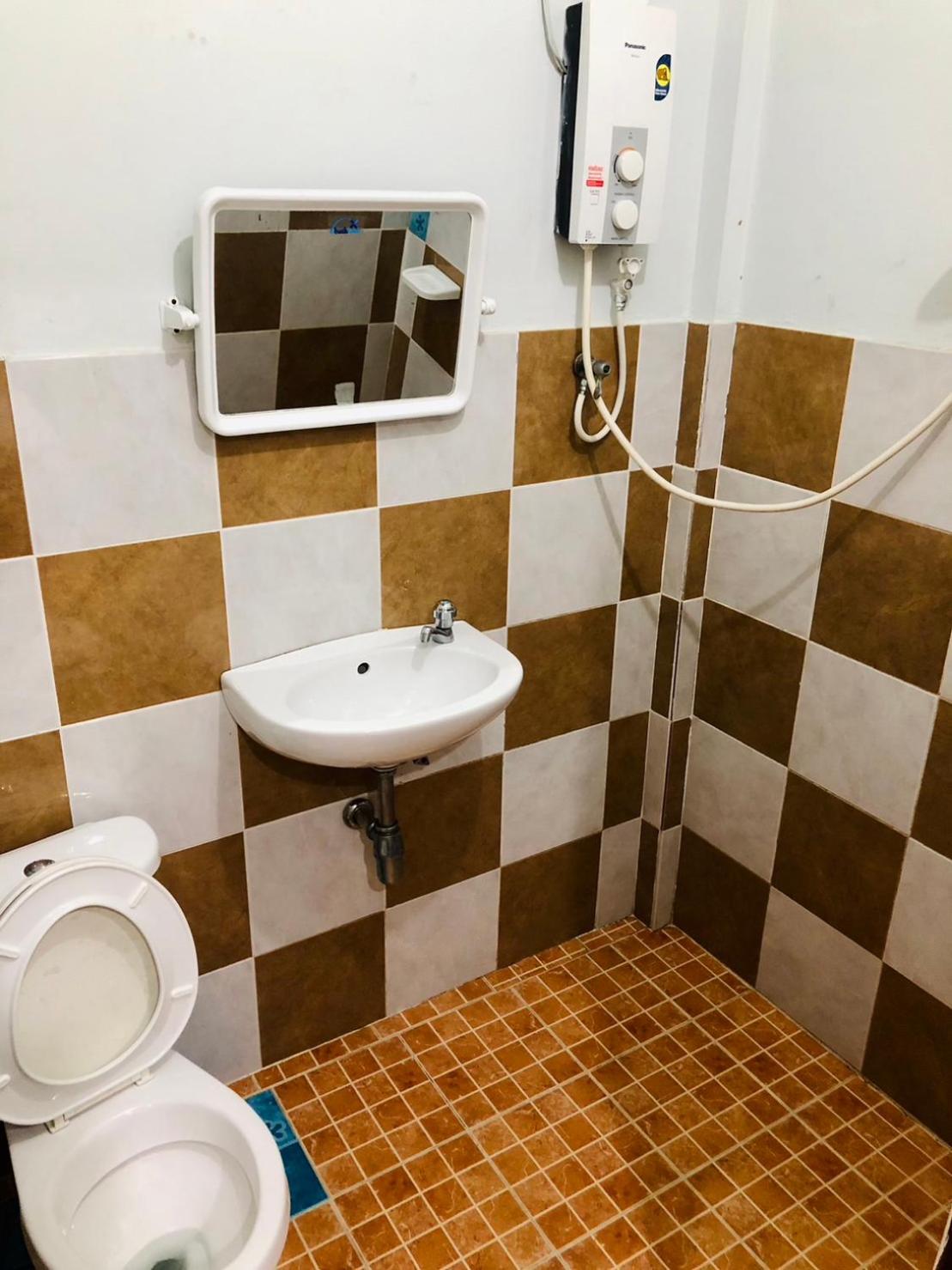 Double Room with Private Bathroom photo 3