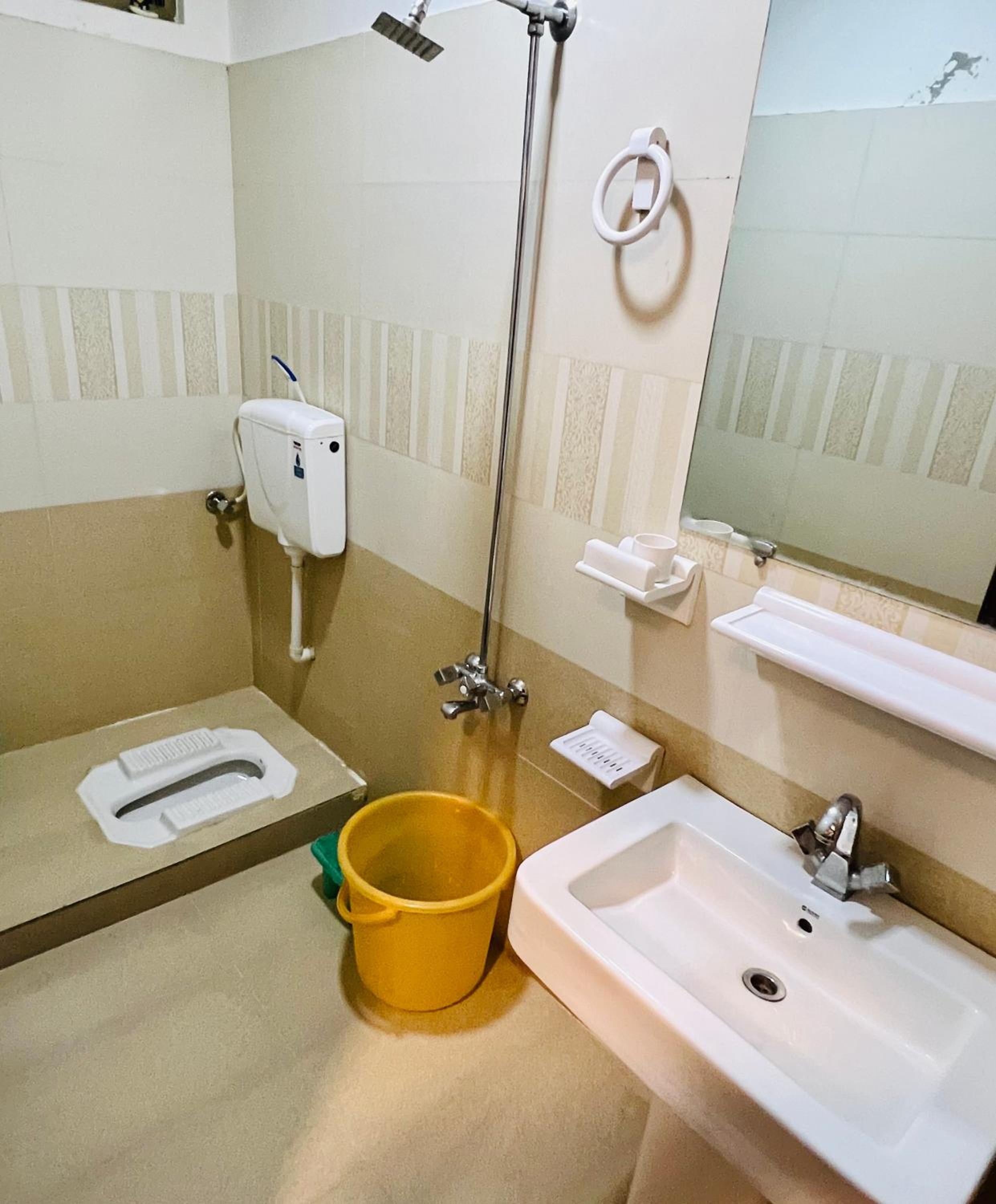 Deluxe Double or Twin Room photo 3