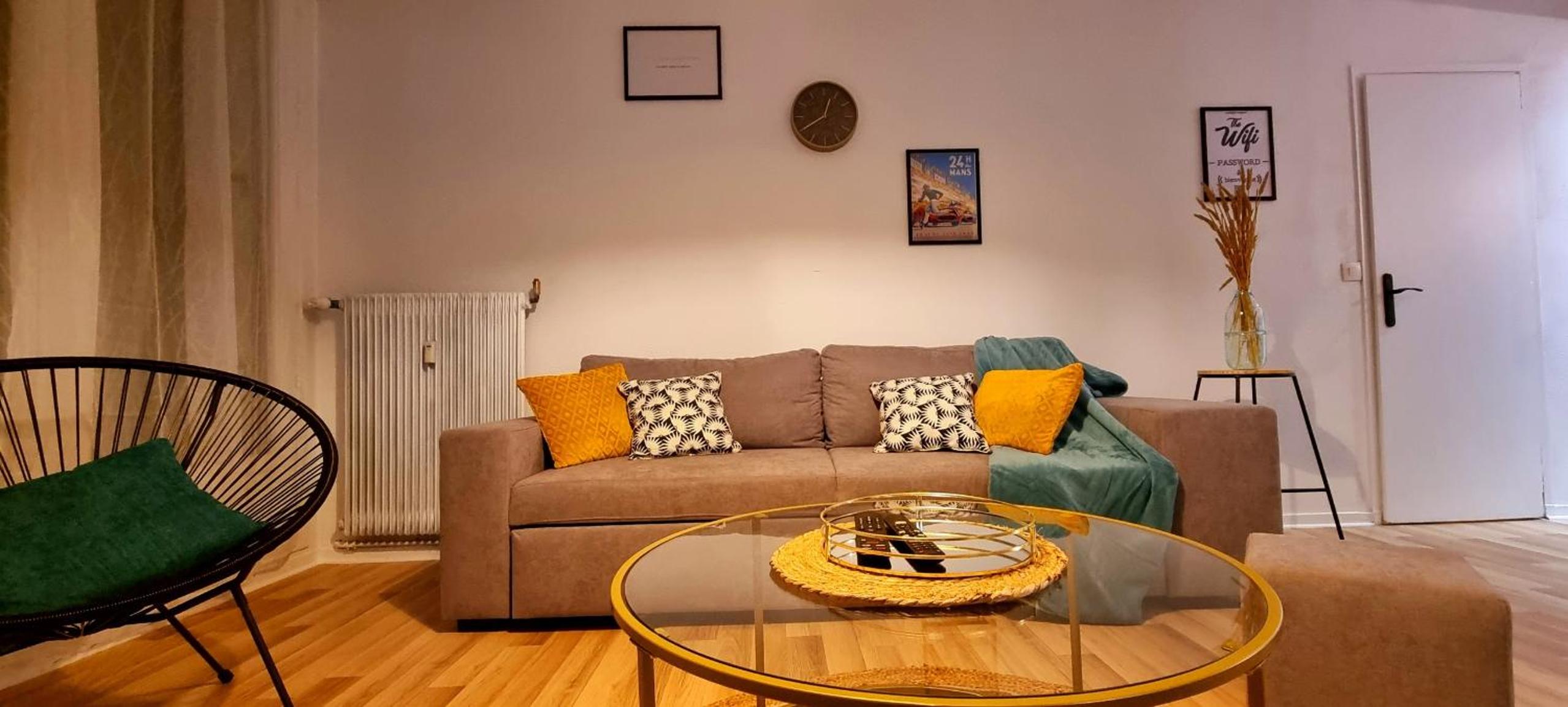 Two-Bedroom Apartment photo 2