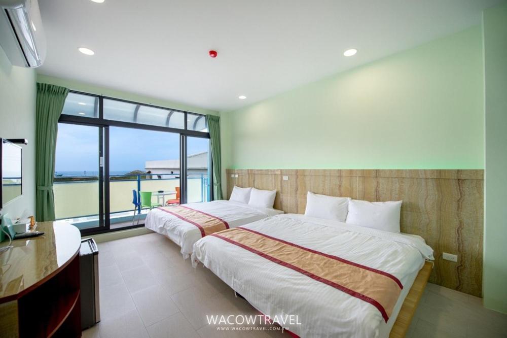 Superior Quadruple Room photo 2