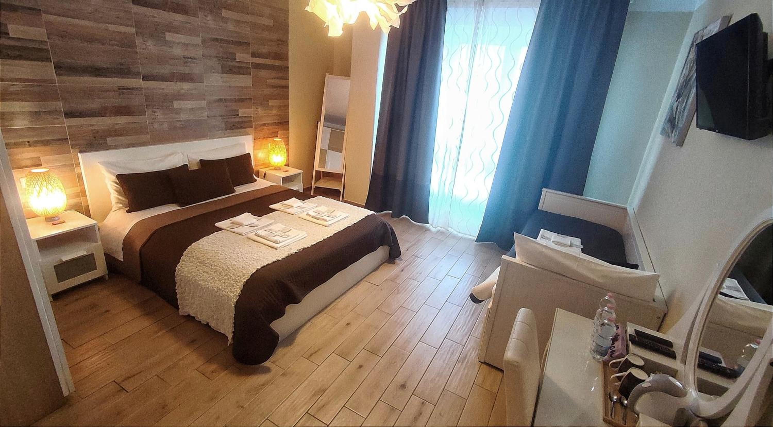 Triple Room with Private Bathroom photo 3