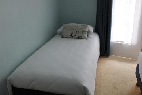 Triple Room with Shower - Photo 3