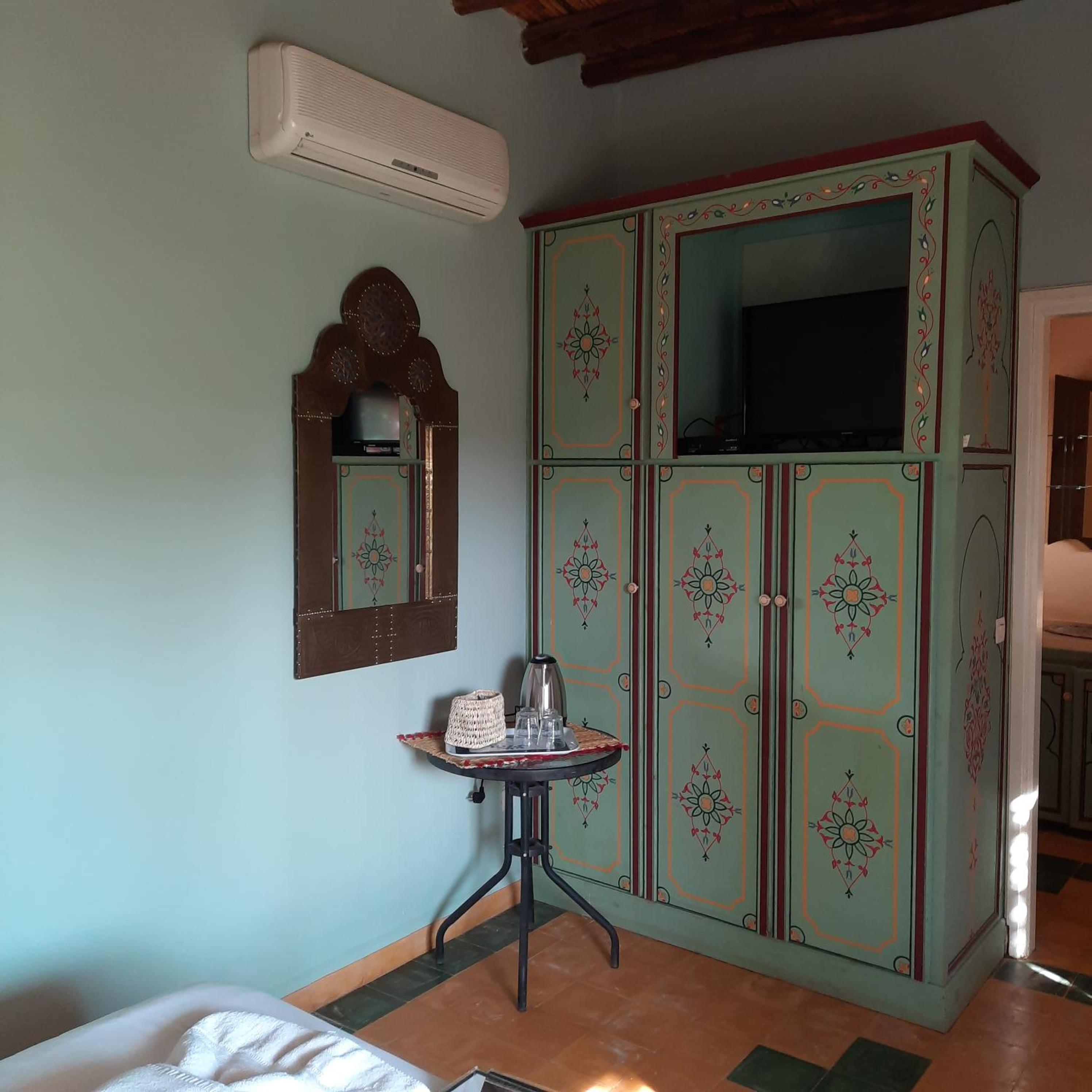 Twin Room with Pool View