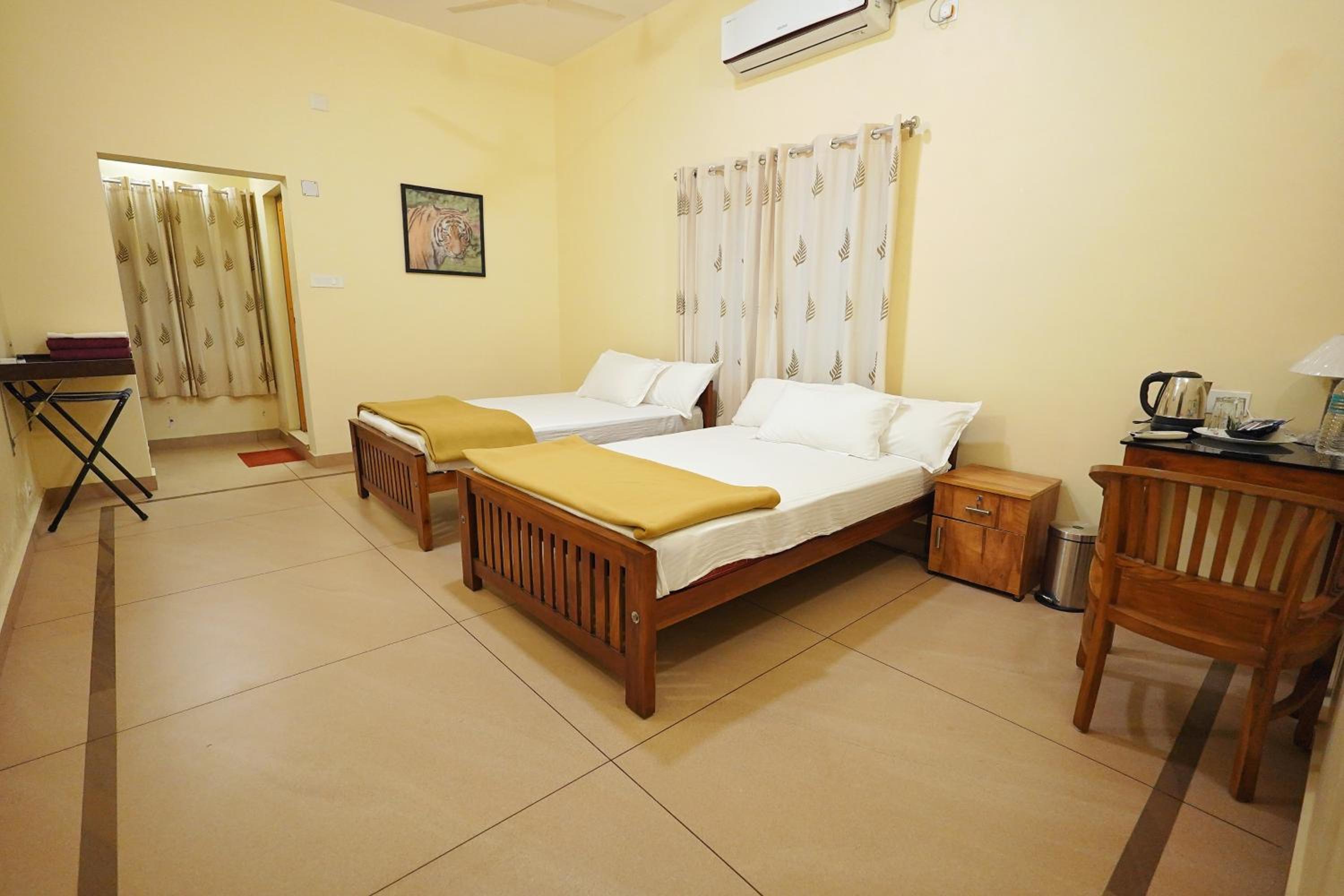 Superior Queen Room