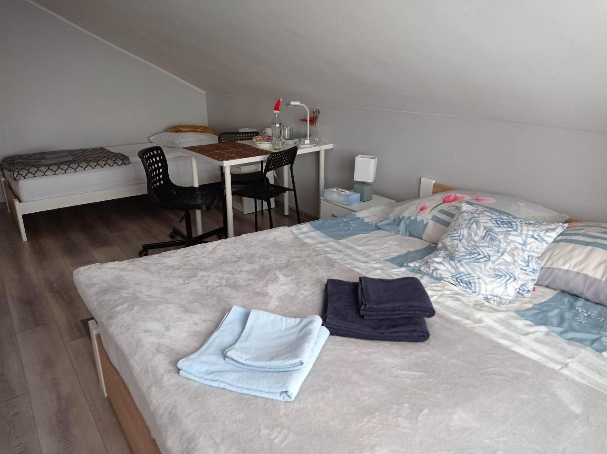 Double Room with Extra Bed - Photo 7