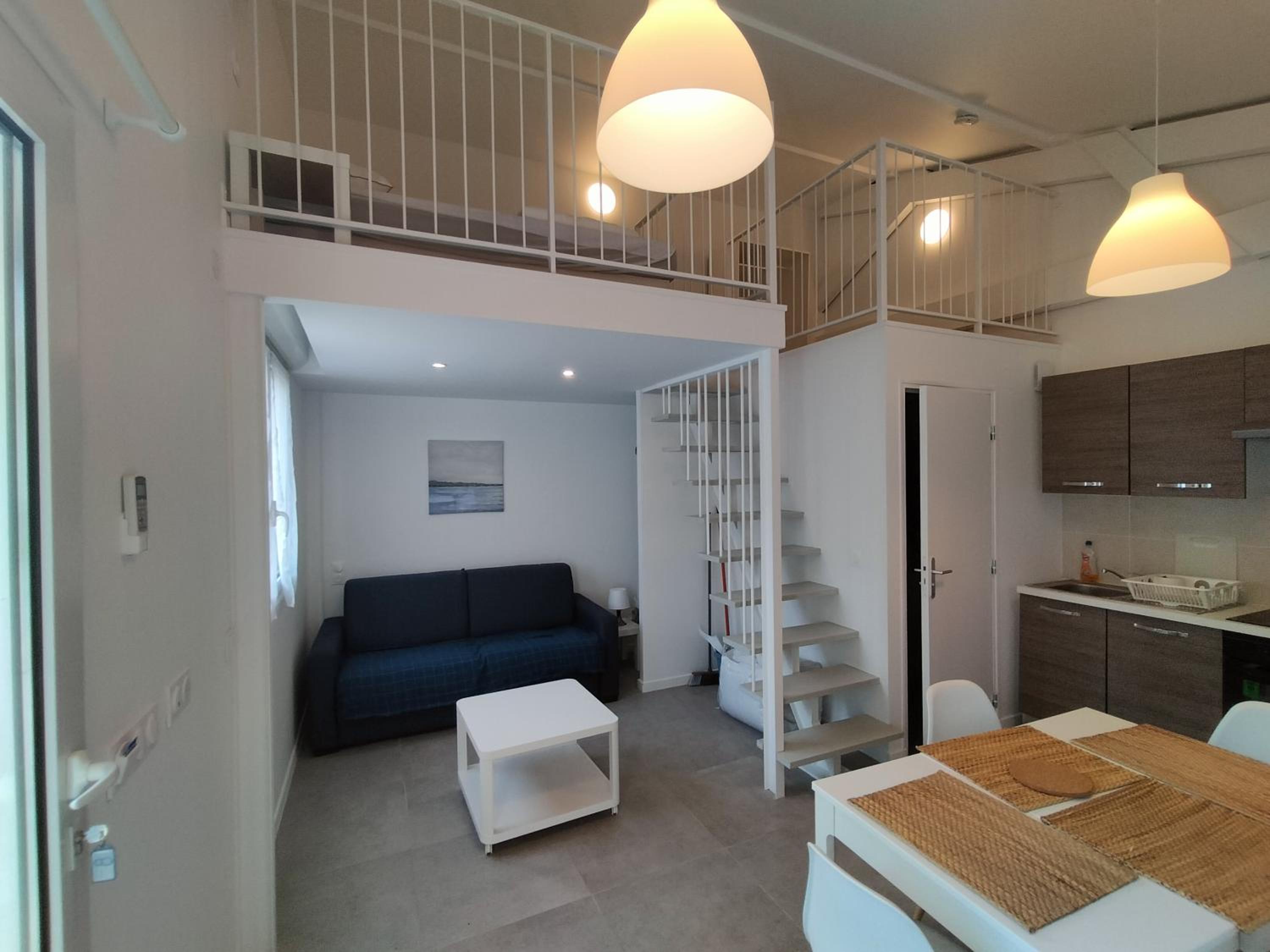 Apartment with Terrace