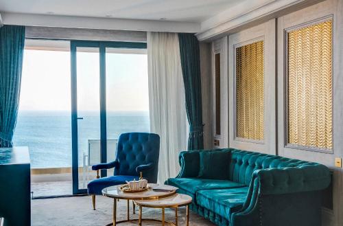 Queen Suite with Sea View photo 2