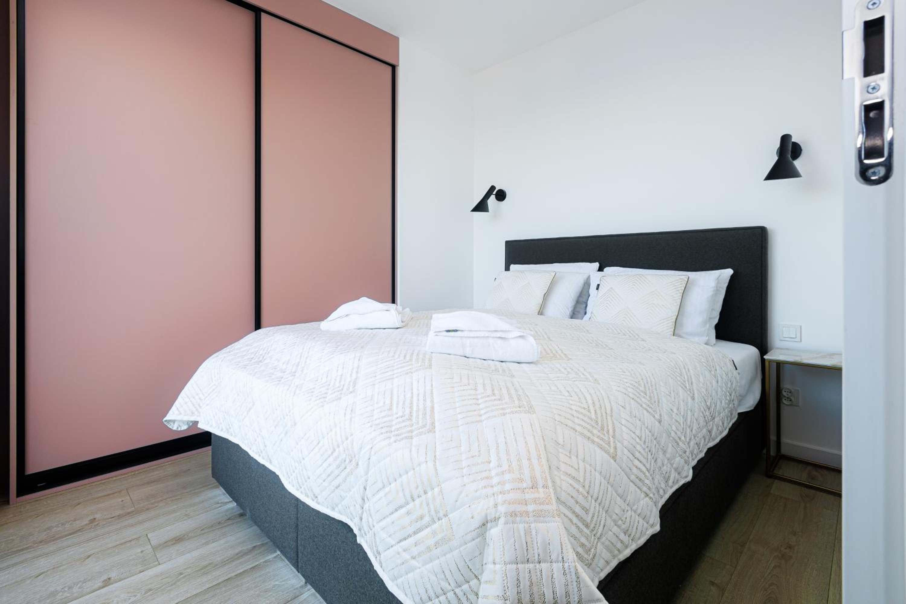 Apartment with Sea View - B95