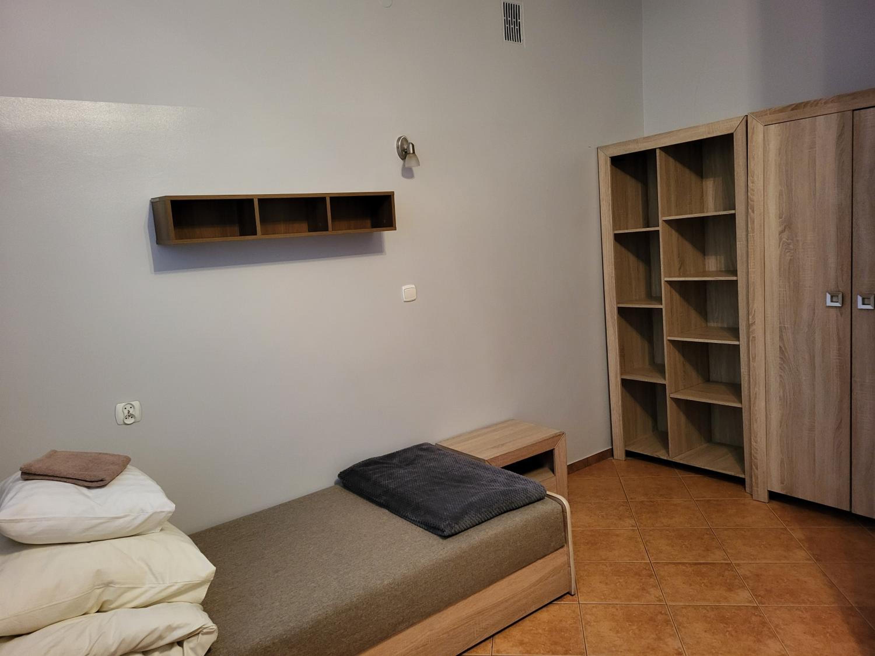 Basic Triple Room