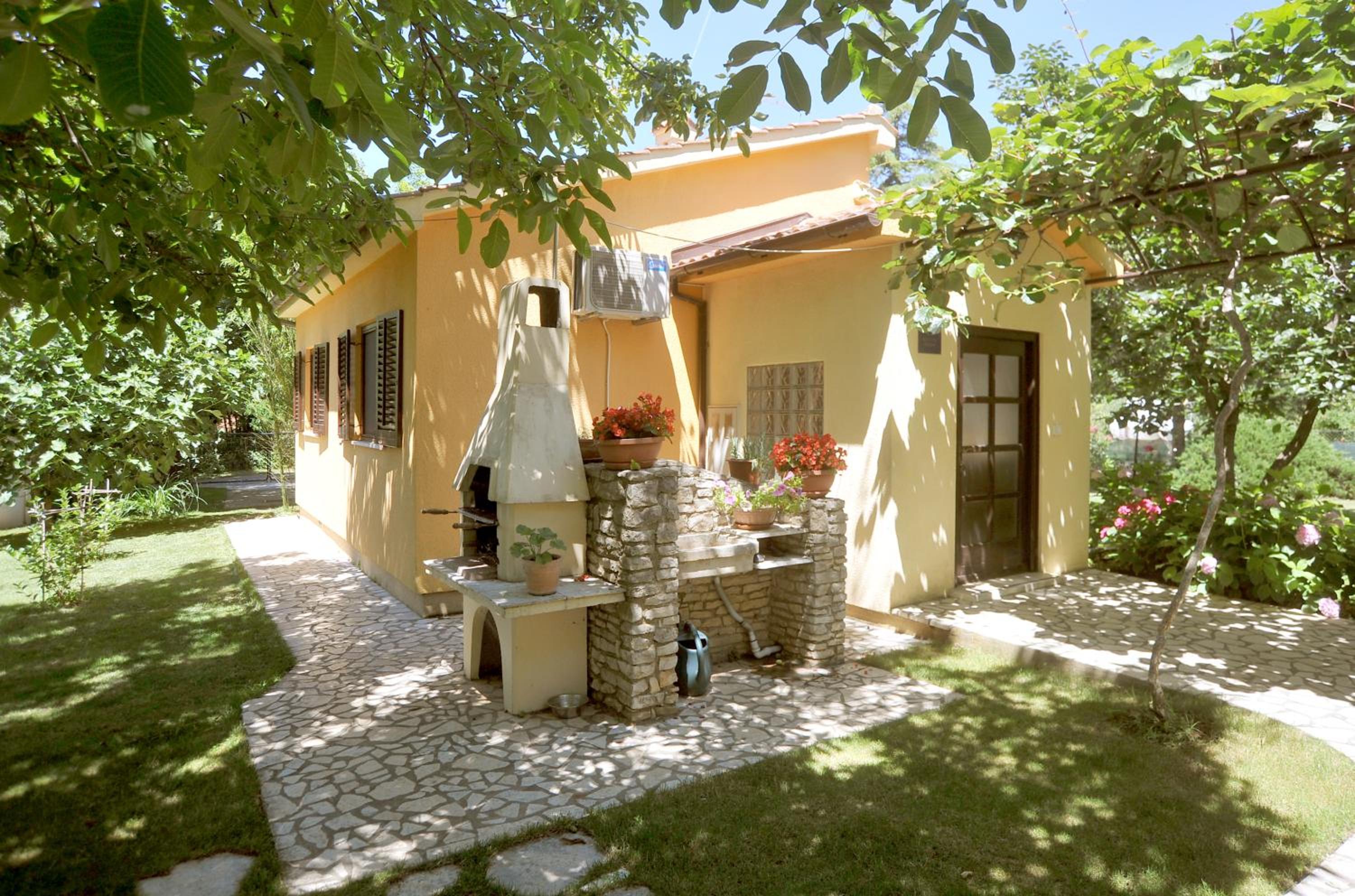 One-Bedroom House