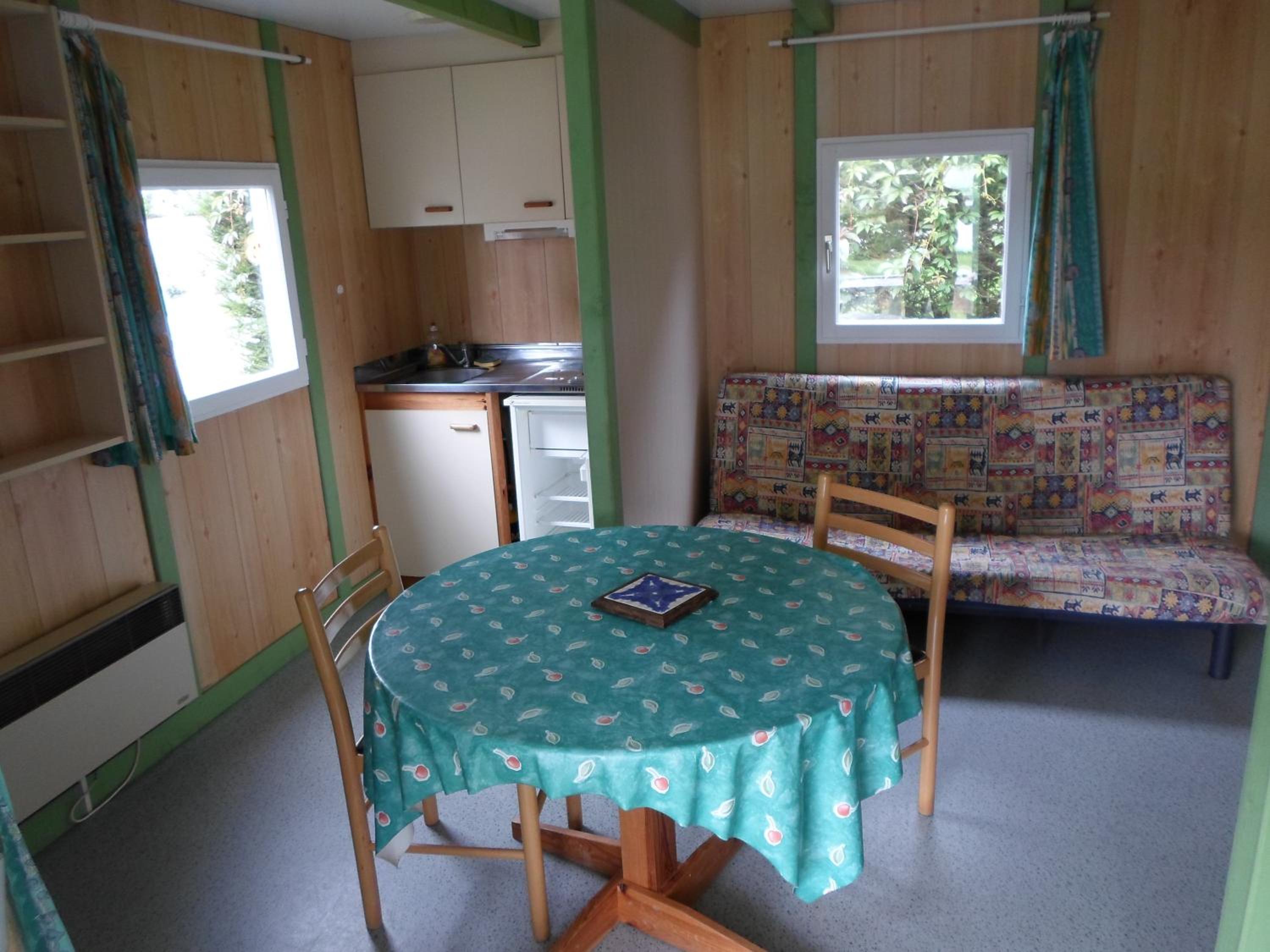 Bungalow (2 Adults) photo 2