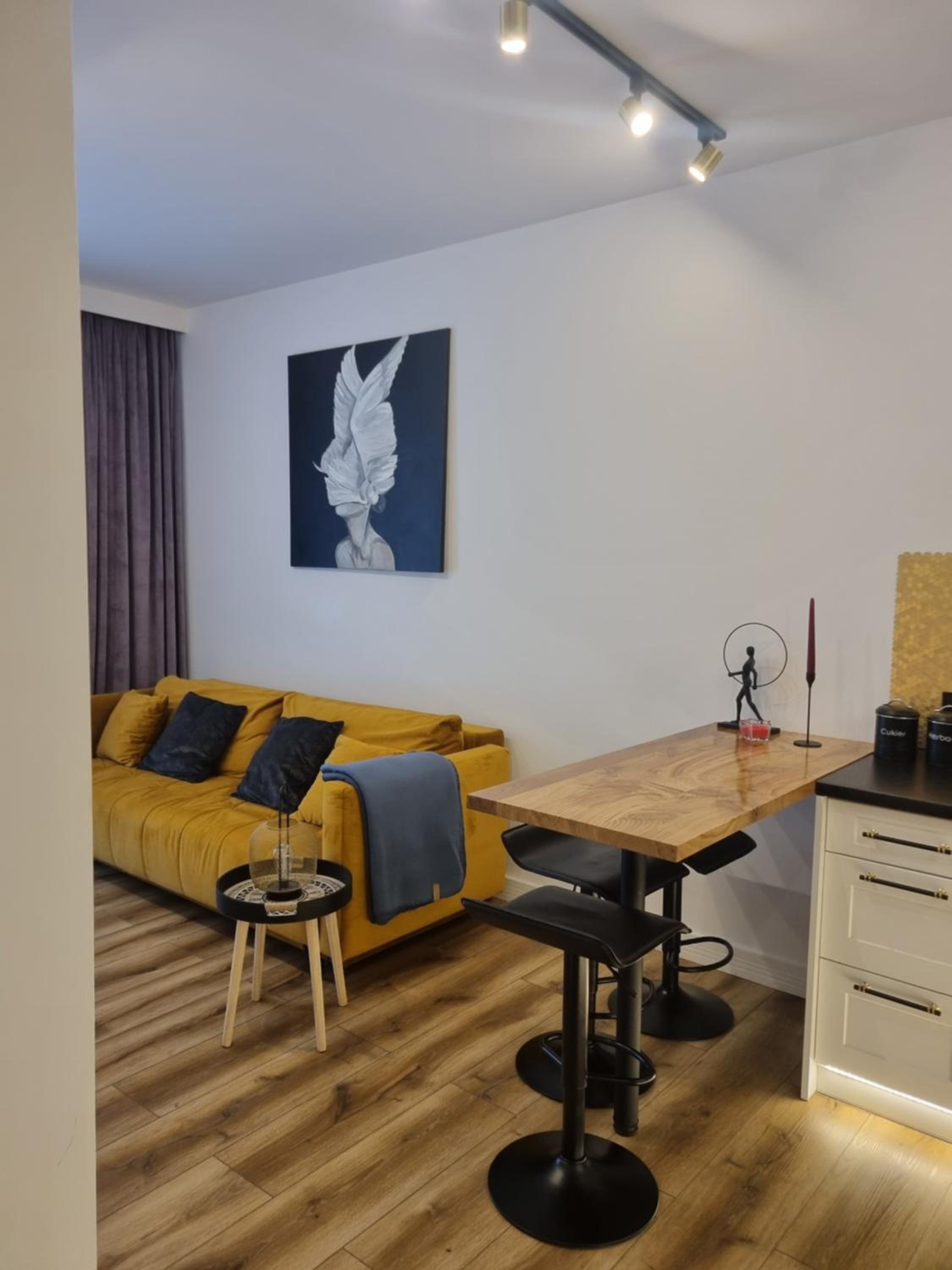 One-Bedroom Apartment - Photo 42