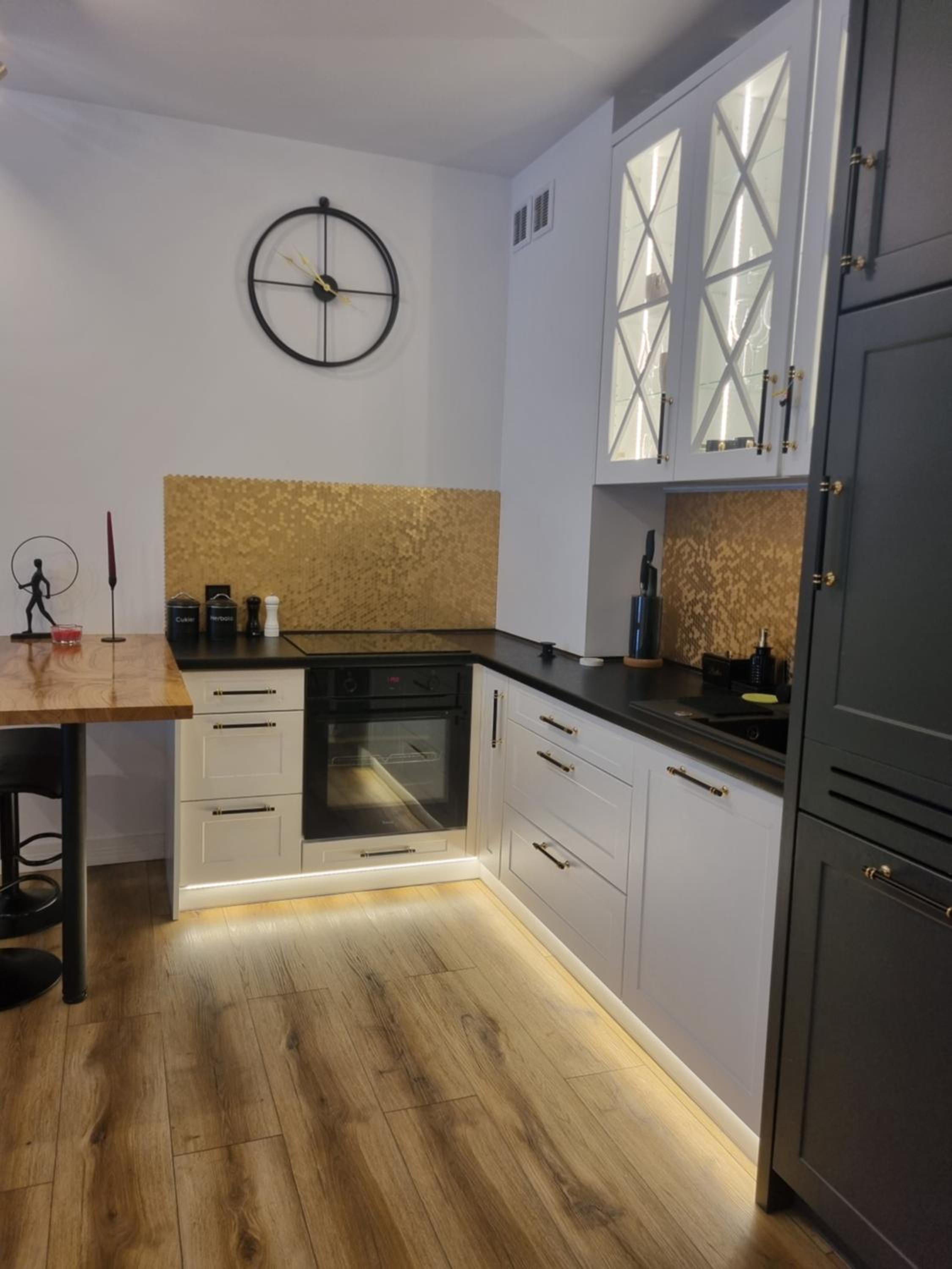One-Bedroom Apartment - Photo 47
