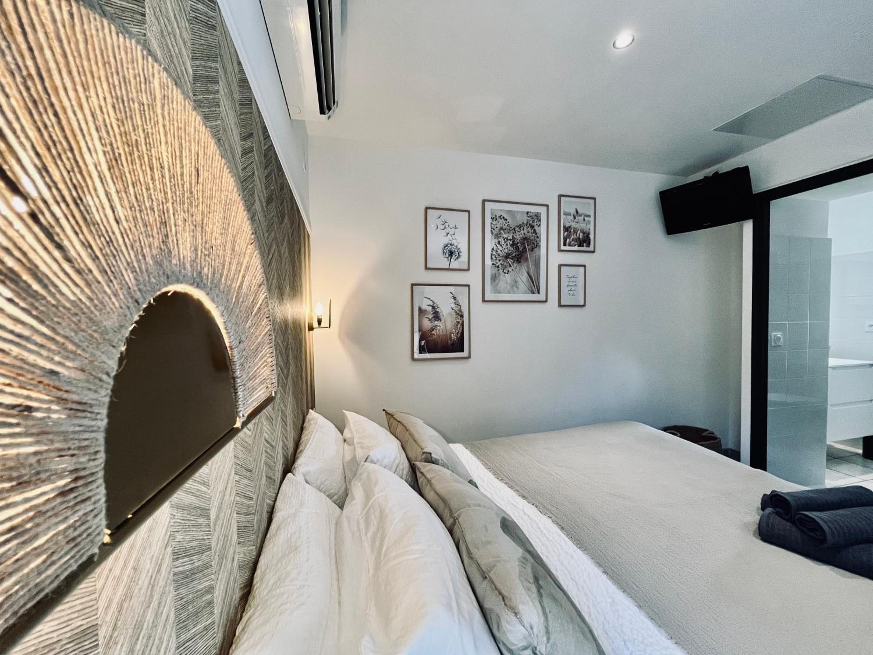 Studio (2 Adults)  - Photo 4