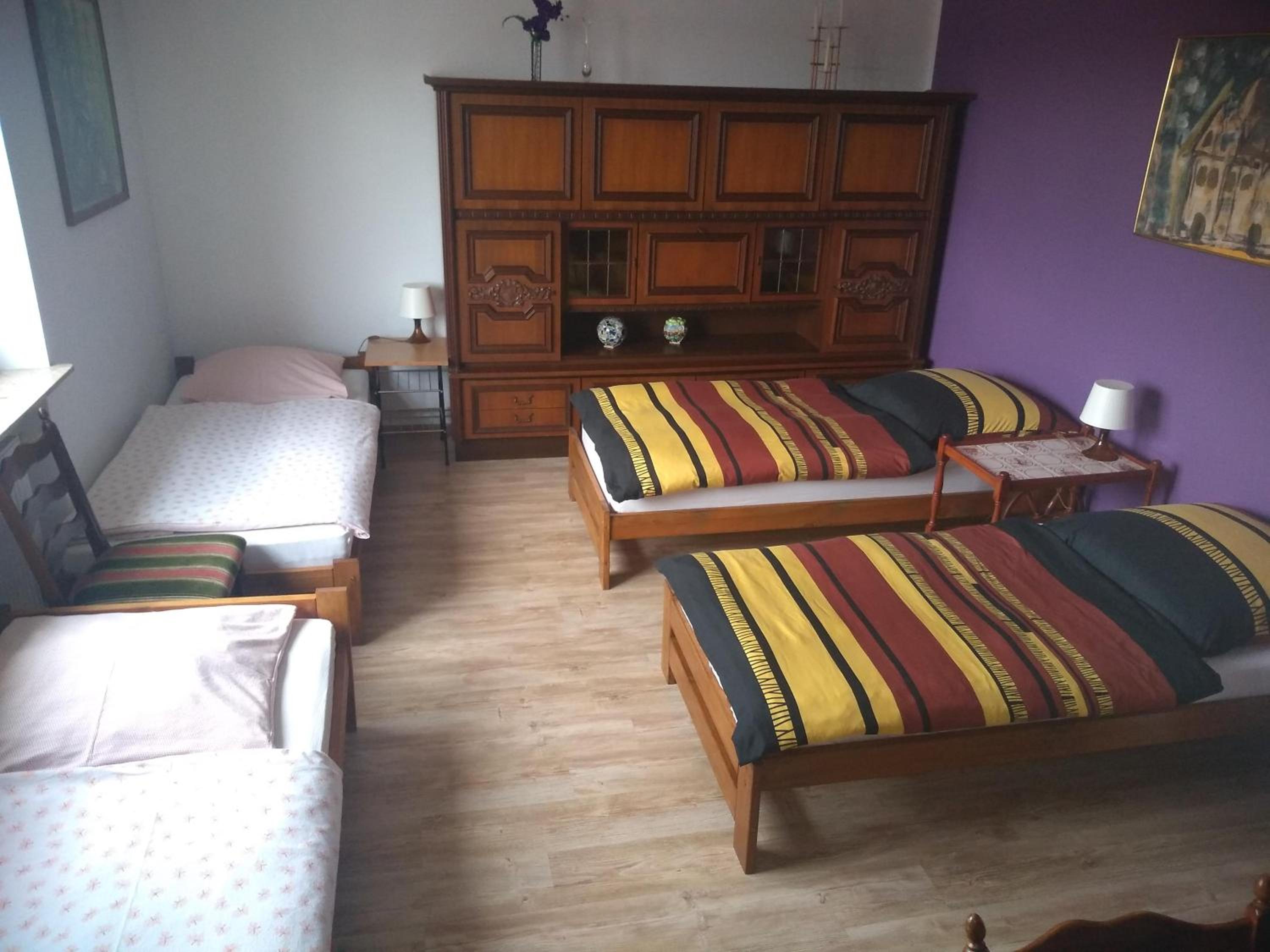 Quadruple Room - Photo 1