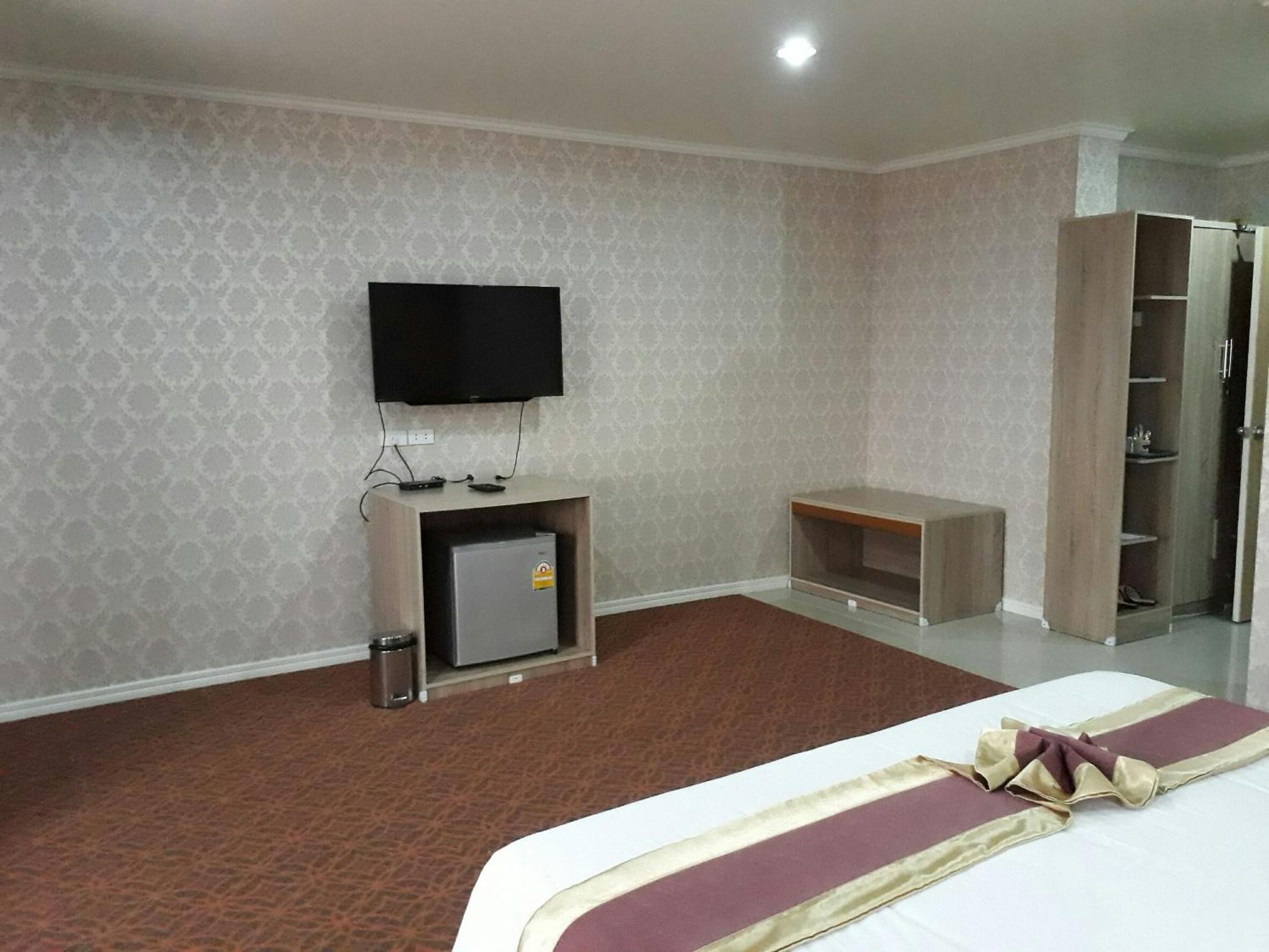 Deluxe Double Room photo 3