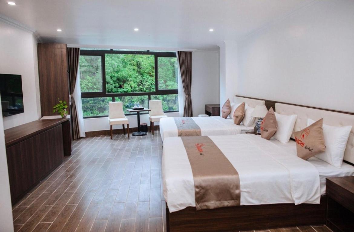 Quadruple Room with Mountain View