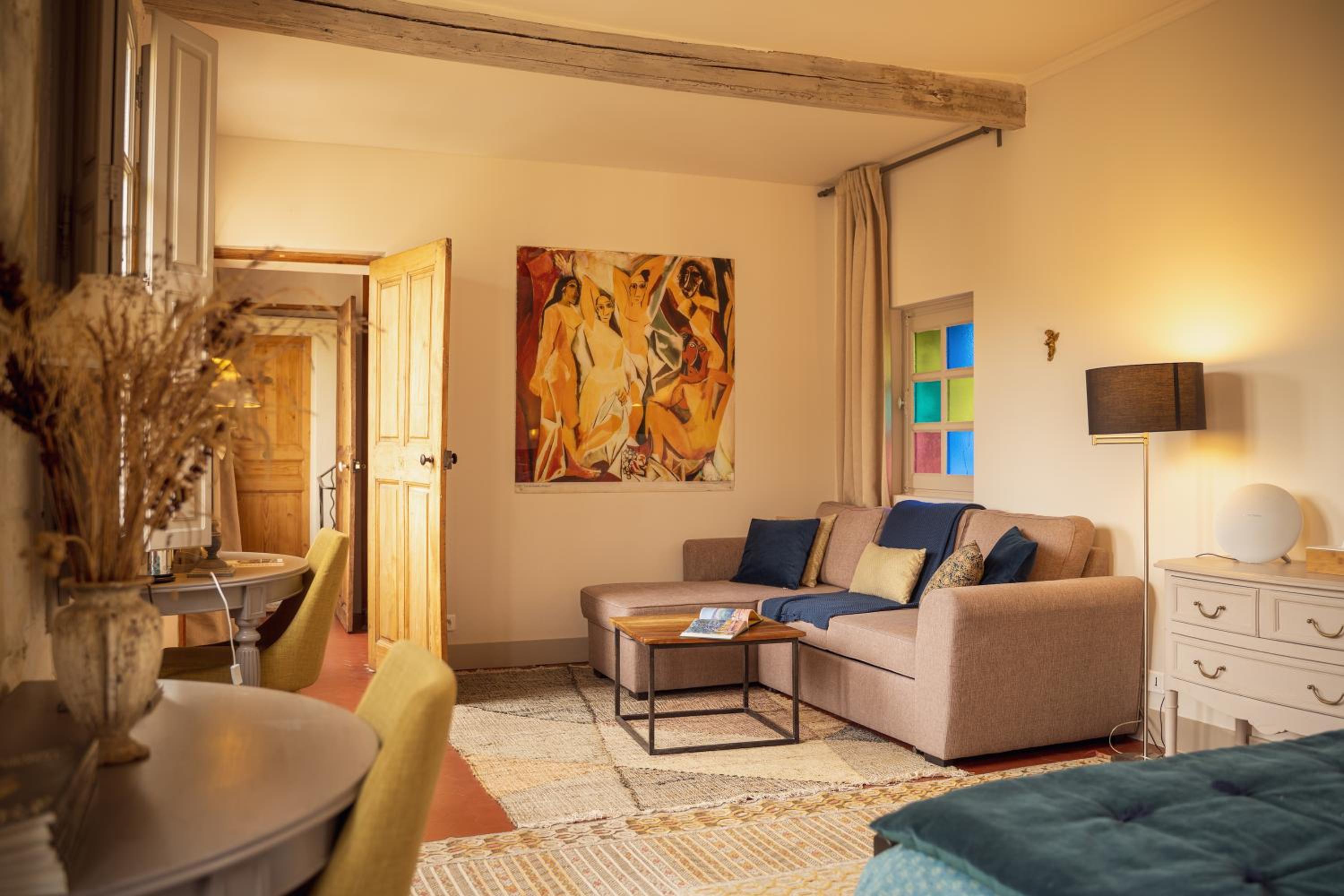 Suite with Garden View photo 2