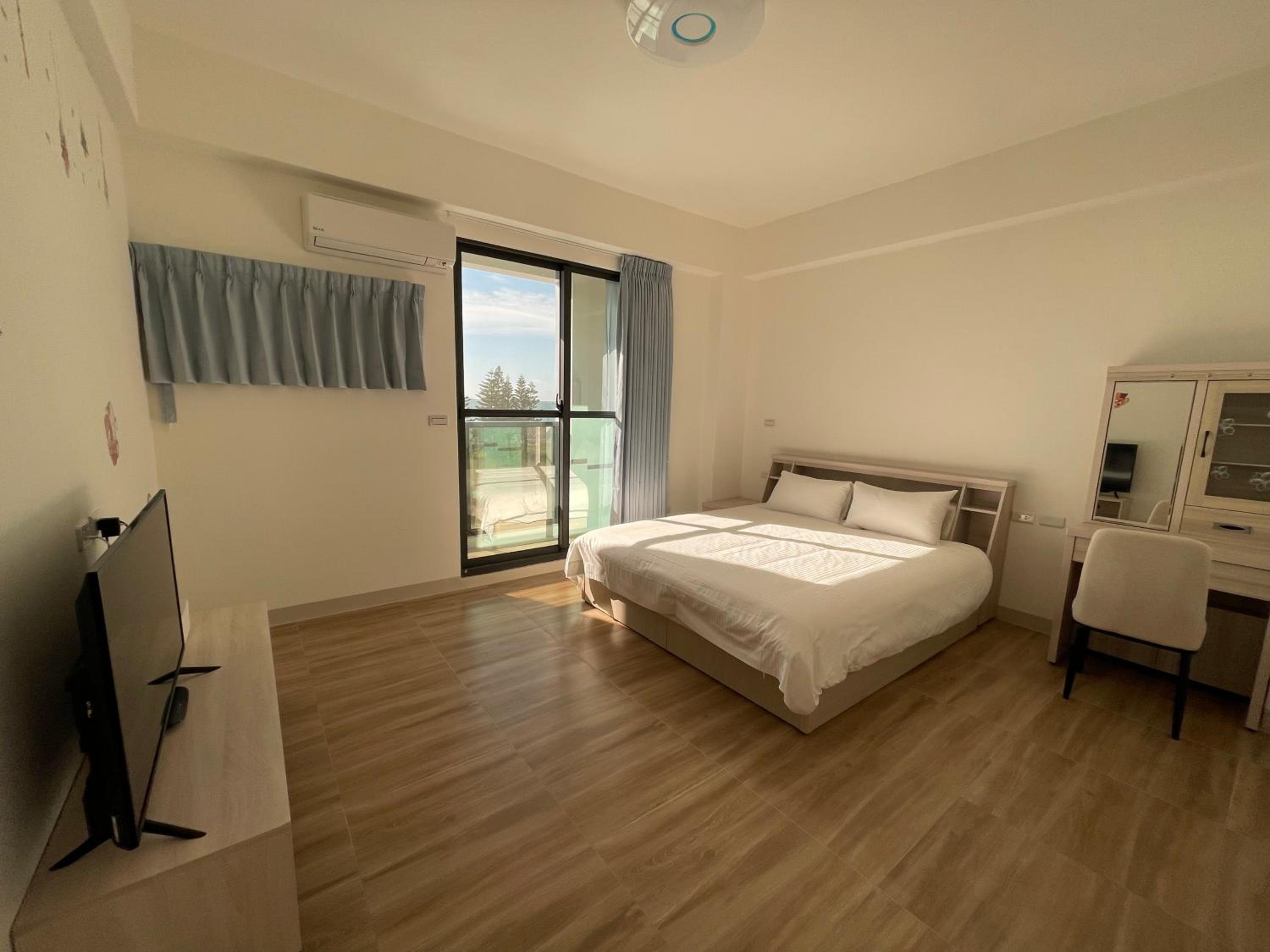 Queen Room with Sea View photo 2