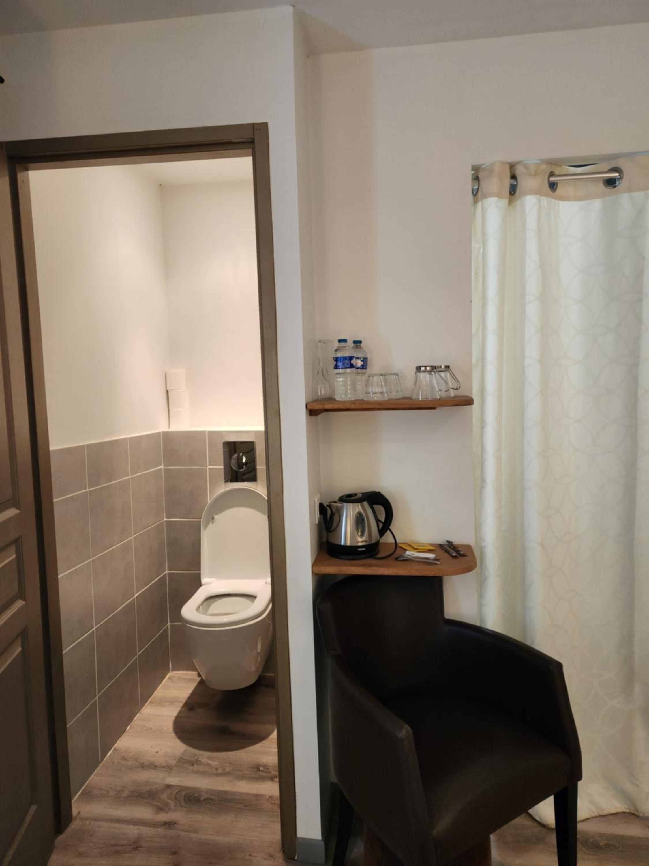 Double Room photo 3